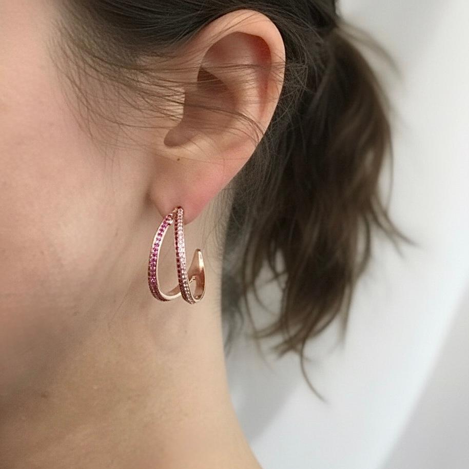 Modernista Cerchi con zaffiro rosa modernista Ralph Masri in vendita