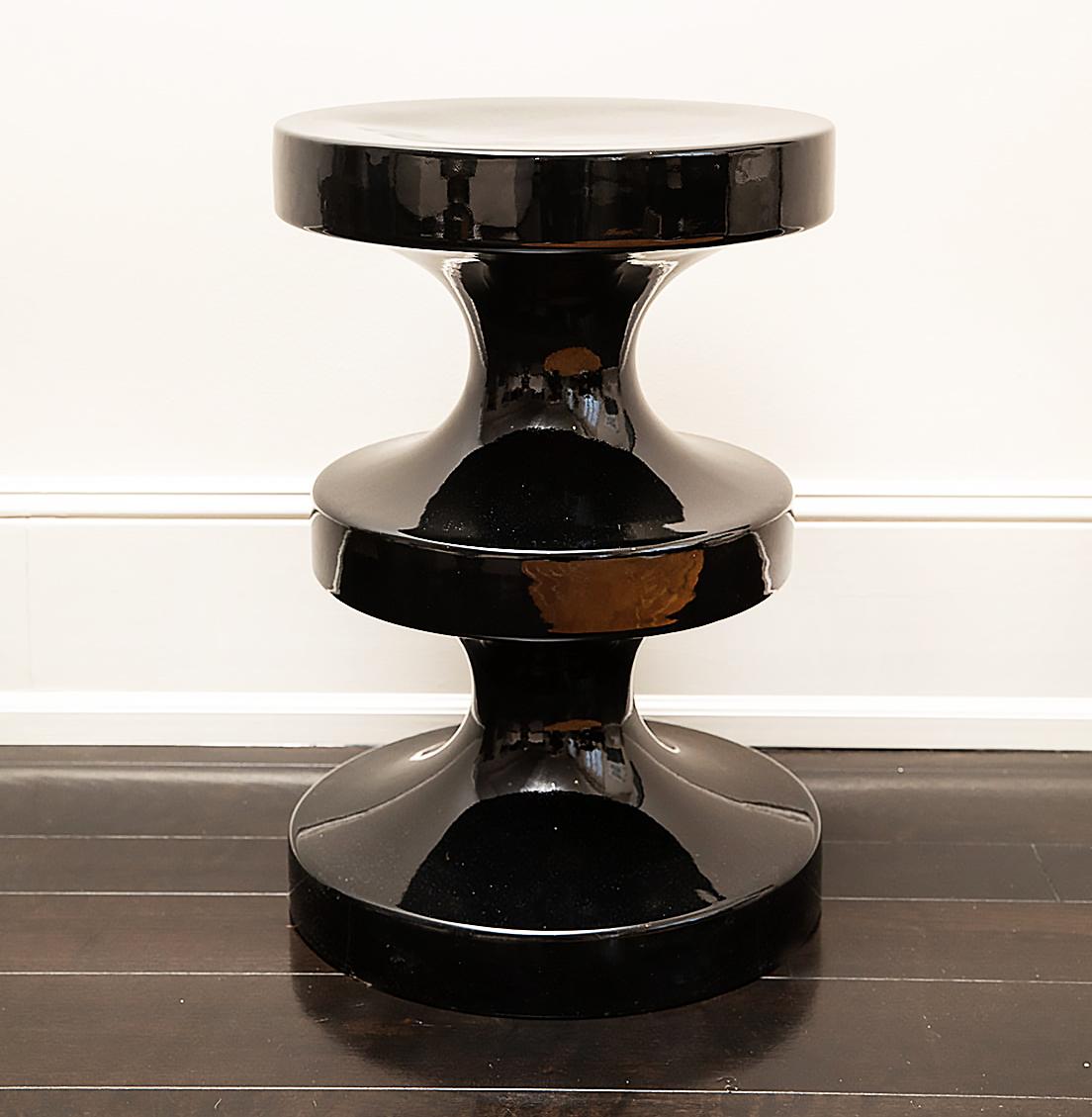 XXIe siècle et contemporain Ralph Pucci International India Mahdavi Tabouret d'évêque, table d'appoint en noir en vente