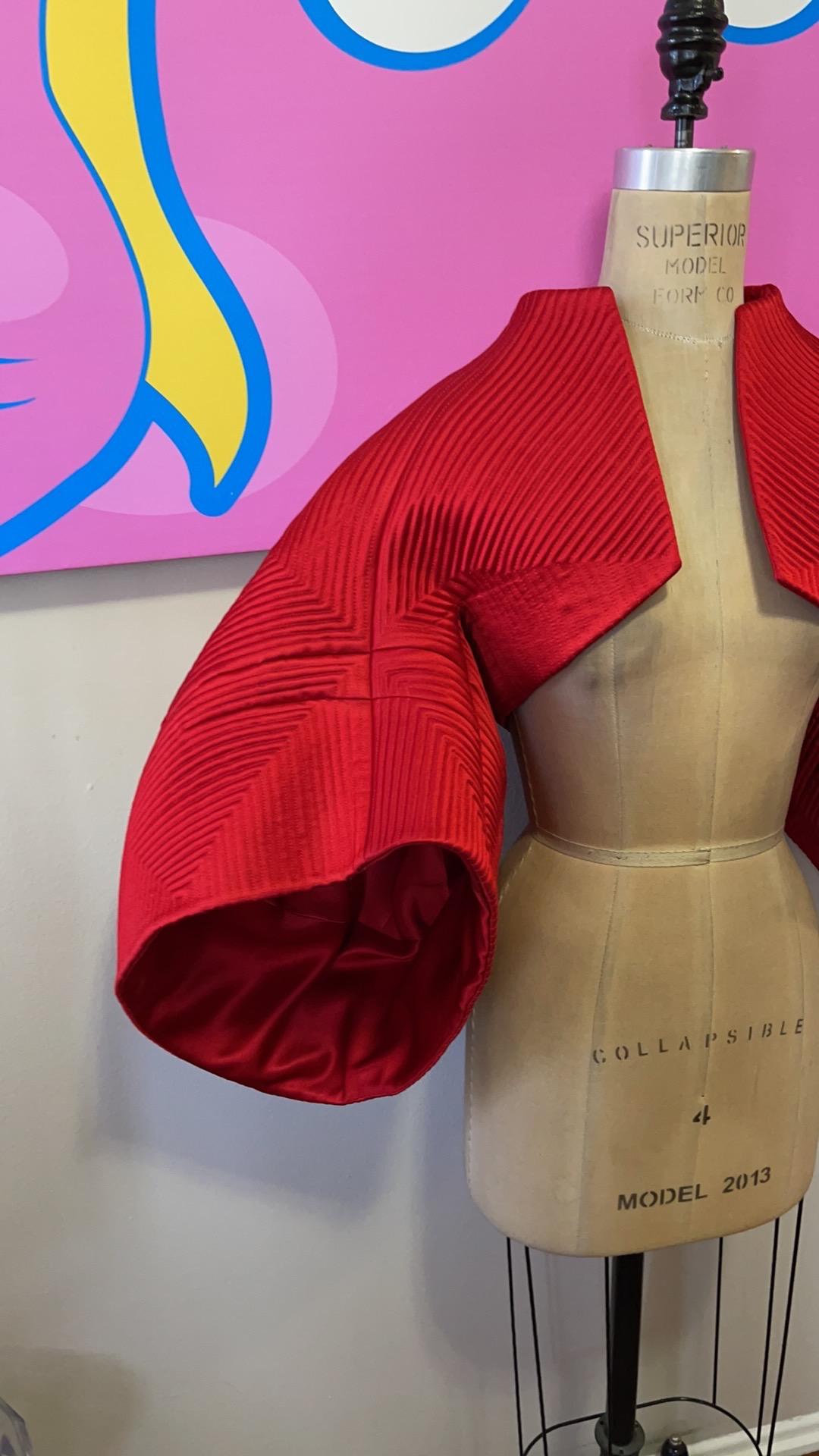 Ralph Rucci Chado Red Silk Runway Bolero Jacket In Good Condition In Los Angeles, CA