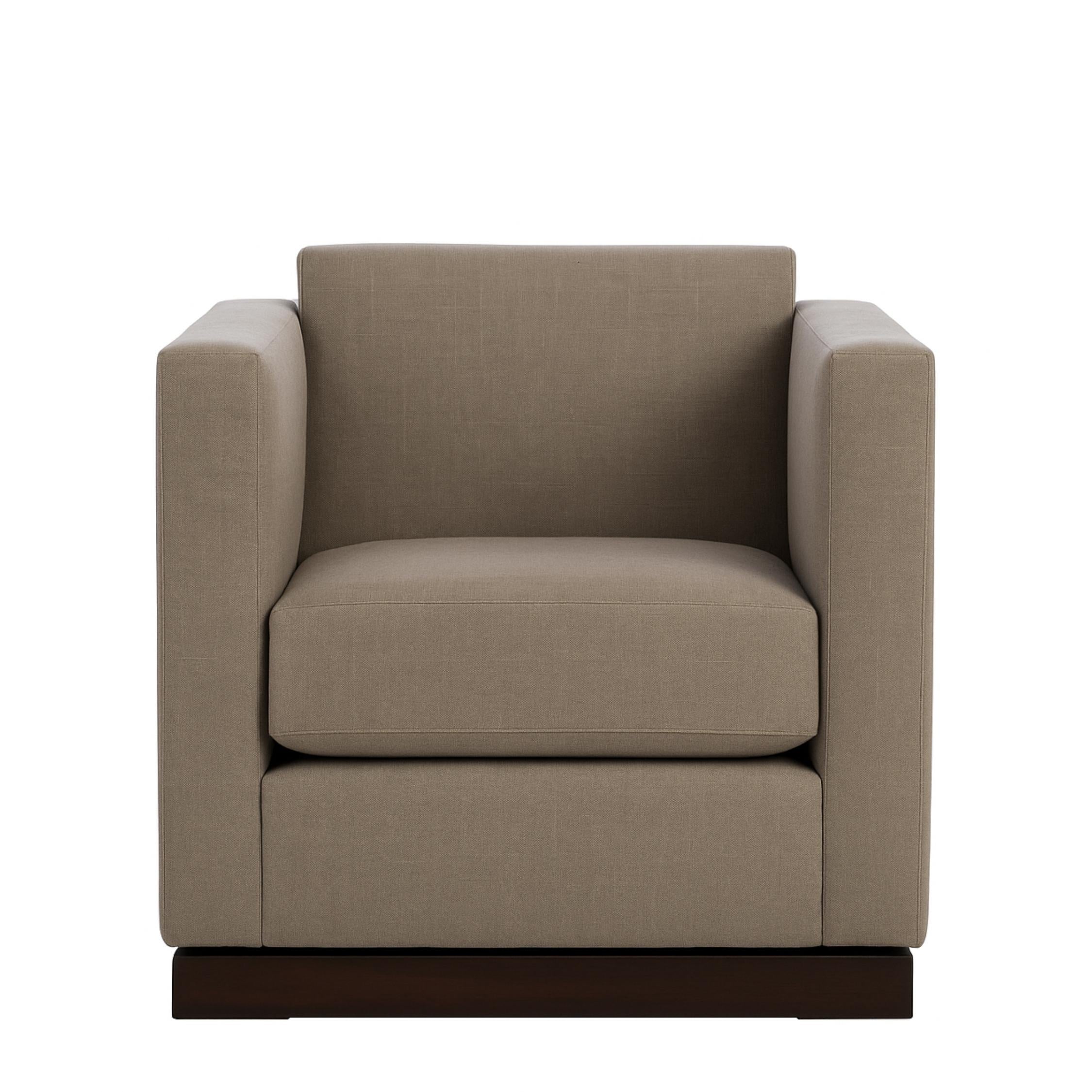 Ralph Swivel Chair In New Condition For Sale In Carmel, CA