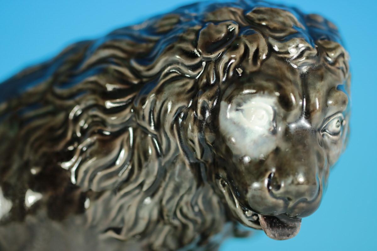 Glazed Ralph Wood Staffordshire Pearlware Medici Lion For Sale