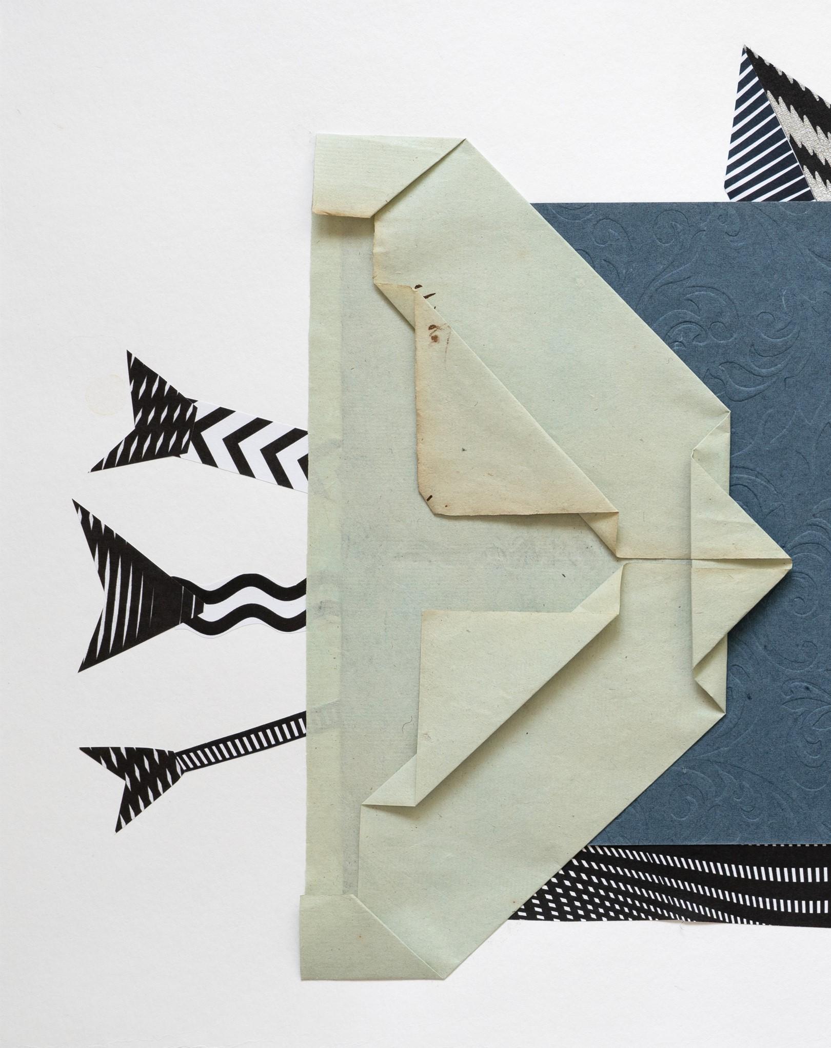 Flight - Collage, Papier, Surrealismus, 21. Jahrhundert, Zeitgenössische Kunst – Art von Raluca Arnăutu