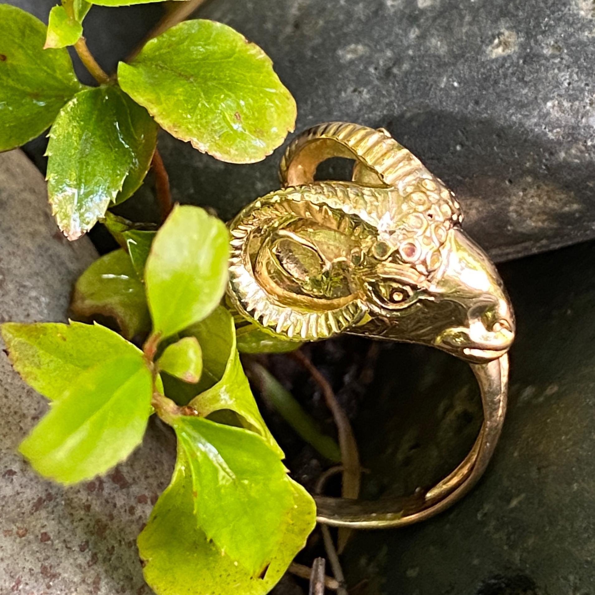 Ram or Aries Figural Bypass Ring in 18 Karat Yellow Gold 3