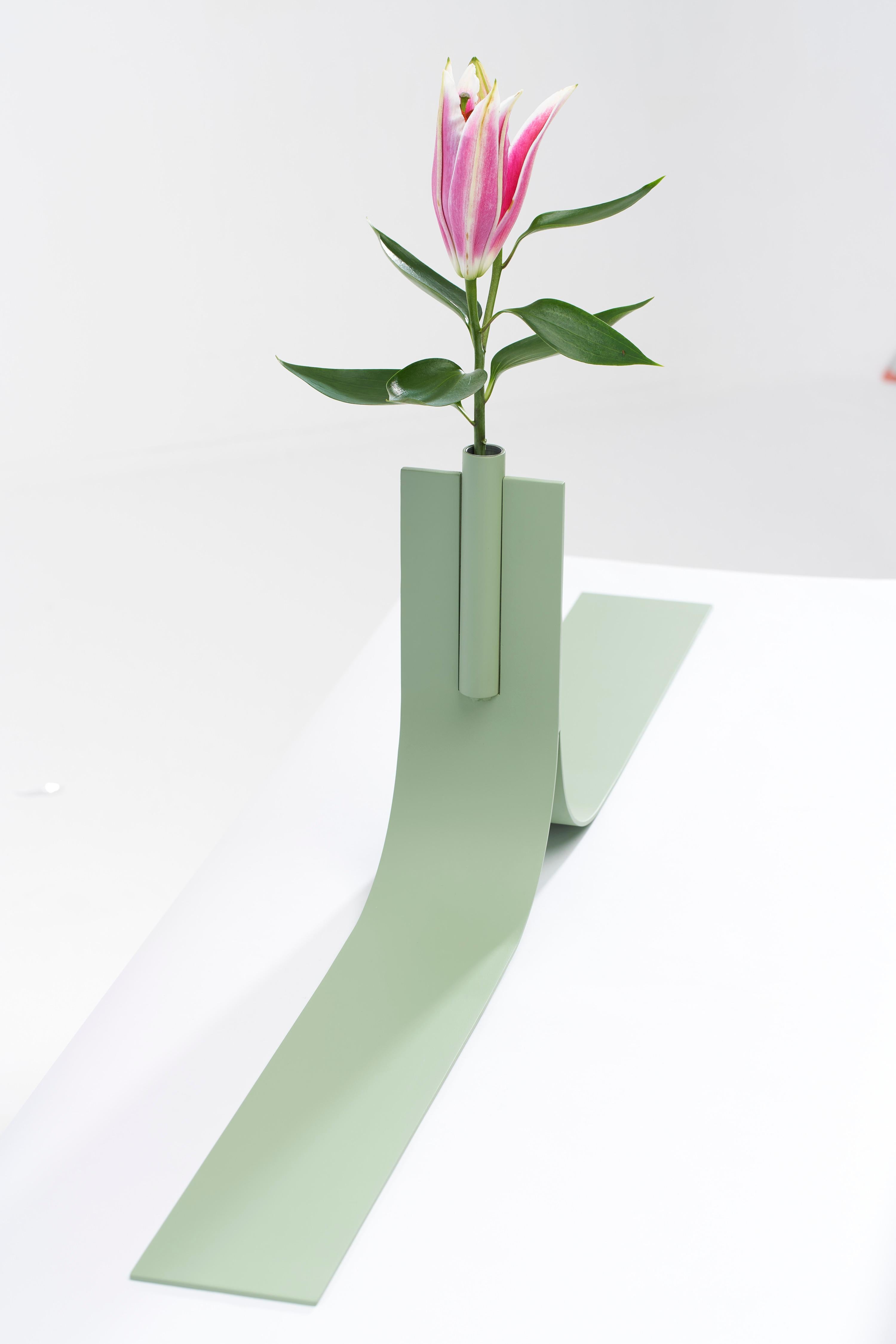 XXIe siècle et contemporain Collection Ramalhete, centre de table en acier en vente