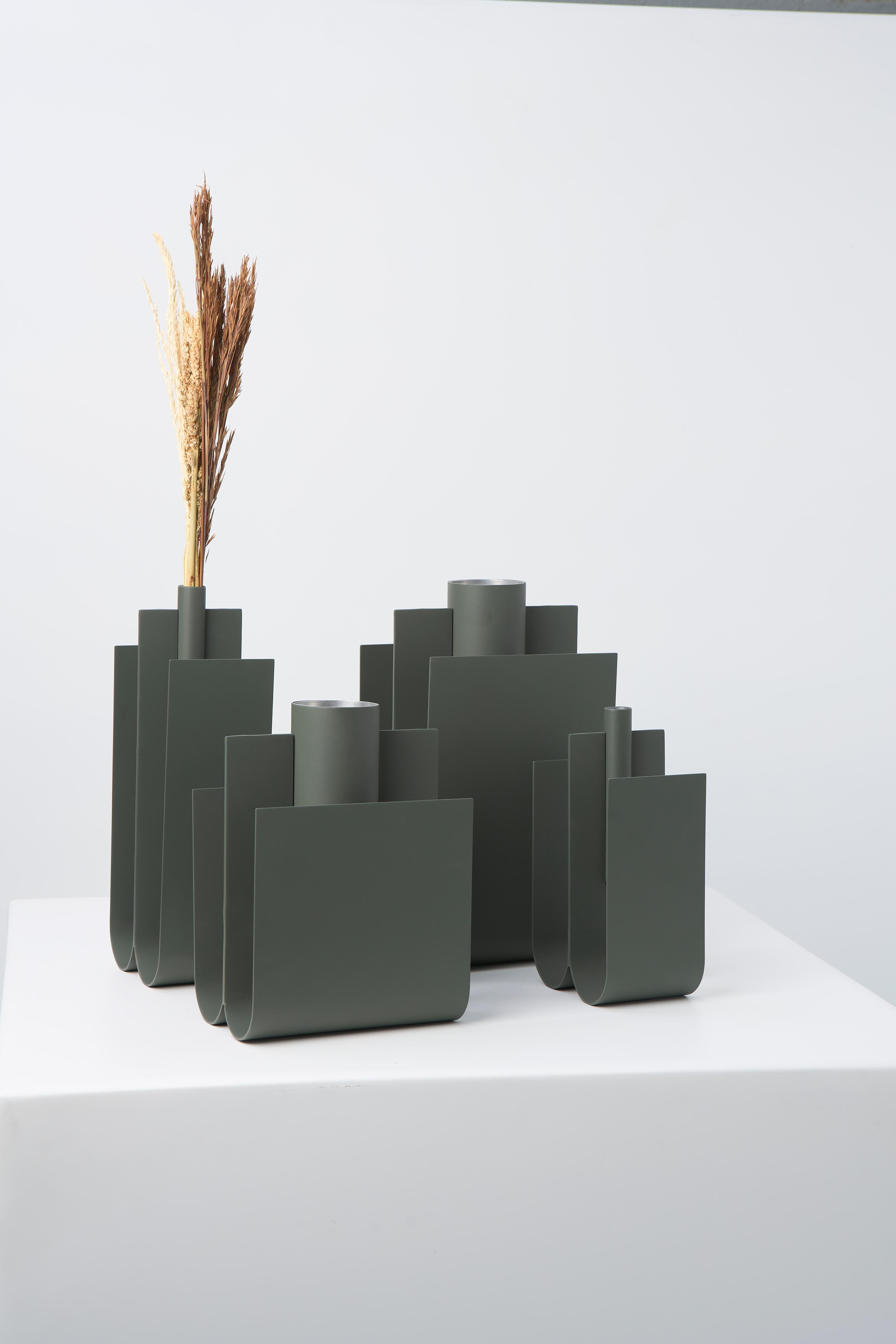 Minimalismo Collection'S, Set di vasi in acciaio N3 e N4 in vendita