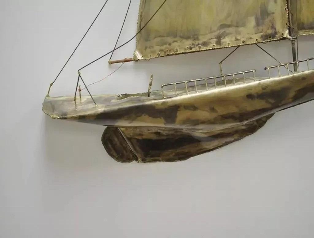 RaMan Brutalist Mid Century Modern Jere Style Brass Clipper Ship Wall Sculpture In Good Condition For Sale In Philadelphia, PA