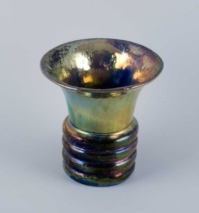 Art déco Rambervillers, France. Vase en céramique à glaçure éclatante. années 1930/40.