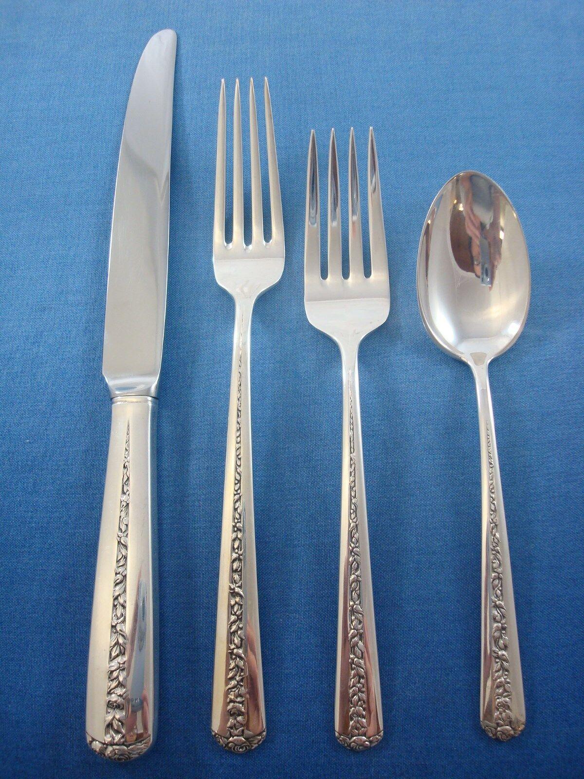Rambler Rose by Towle Sterling Silver Flatware Set for 12 Service 65 Pieces In Excellent Condition For Sale In Big Bend, WI