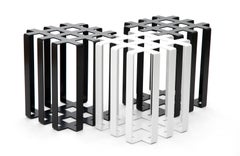 Table d'appoint/tabouret en béton sculptural moderne pour l'intérieur/extérieur, noir, en stock