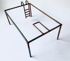 GRAND POOL von Ramon Enrich – minimalistische Eisenskulptur, Pool, einzigartiges Werk