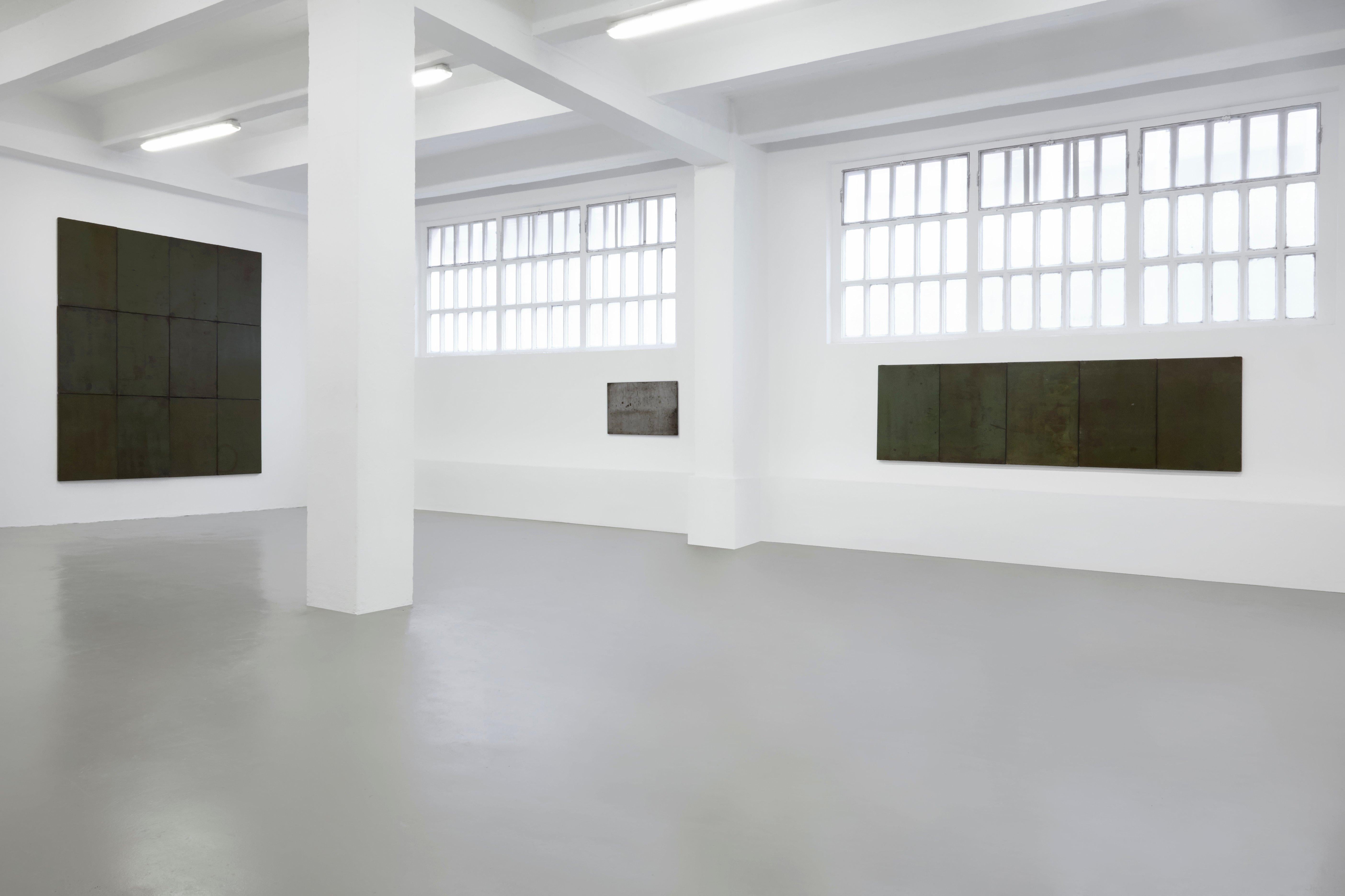 Ramon Horts Zeitgenössisches Metall- Minimalismus-Kunstwerk 4X2 (21. Jahrhundert und zeitgenössisch) im Angebot
