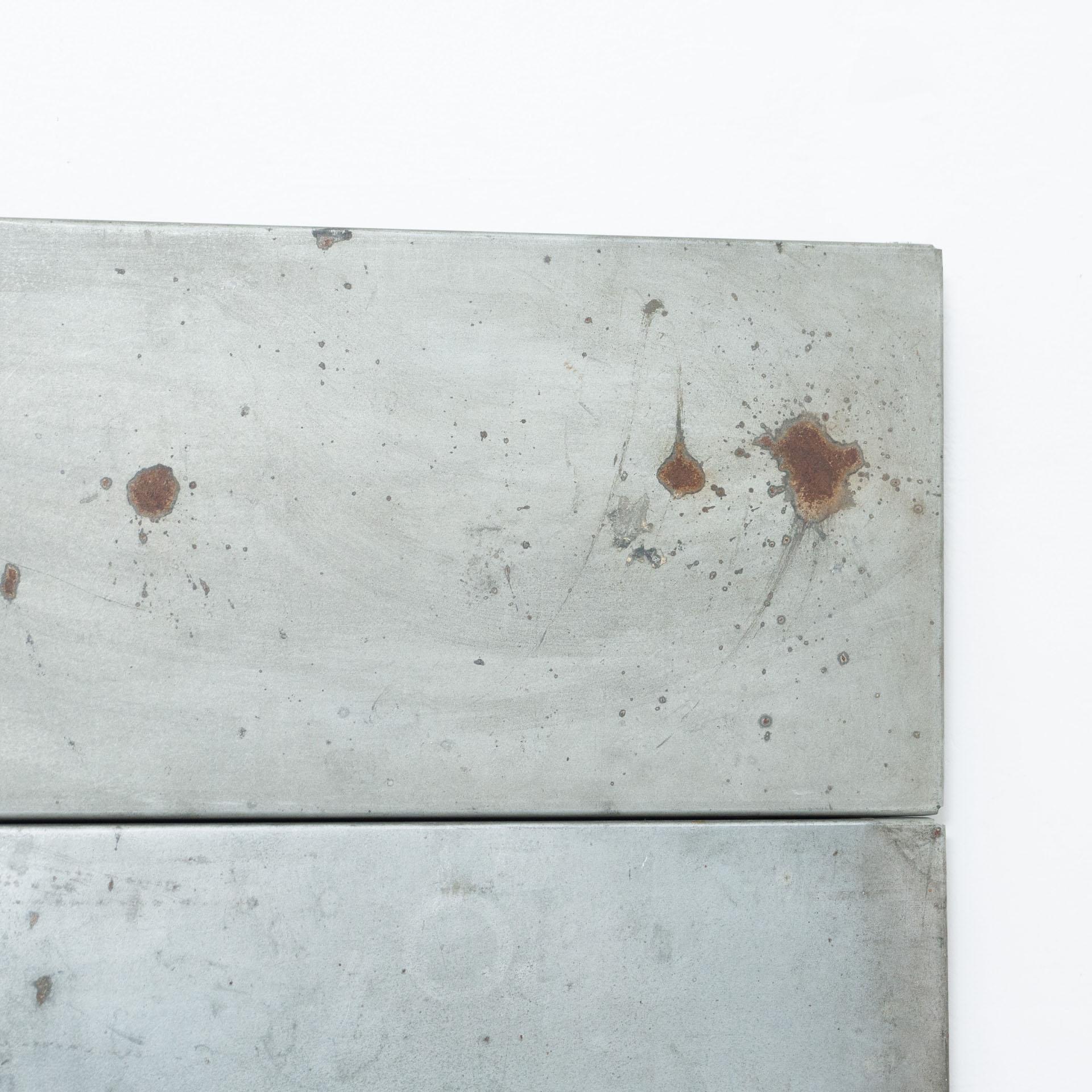 Ramon Horts Minimalistisches zeitgenössisches Kunstwerk N4 (Metall) im Angebot