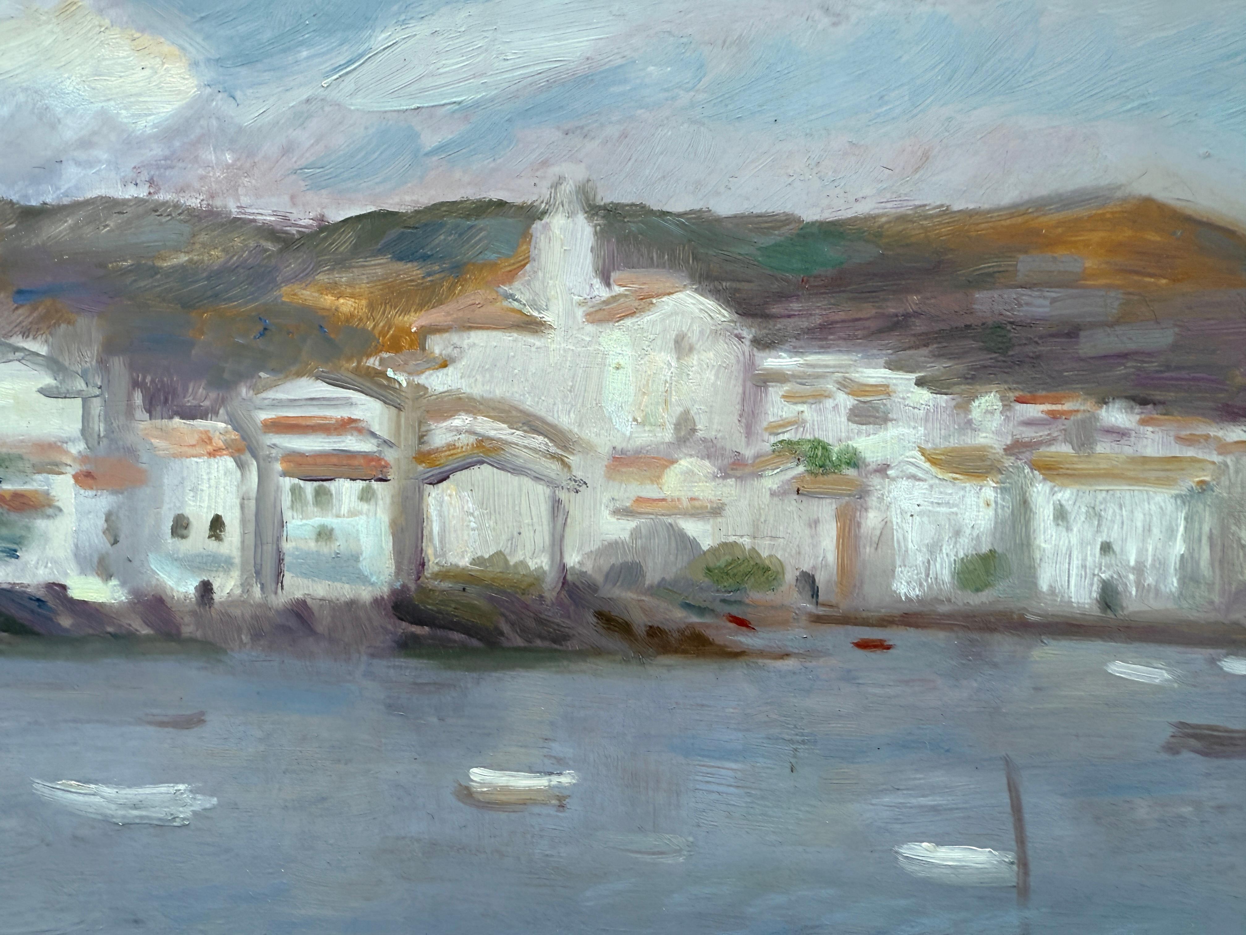 Cadaqués depuis la baie huile sur carton peinture espagnole paysage marin méditerranéen - Gris Landscape Painting par Ramon Pichot i Soler