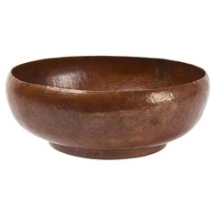 Ramon Ramirez - cuenco de cobre martillado. Alrededor de 1960.