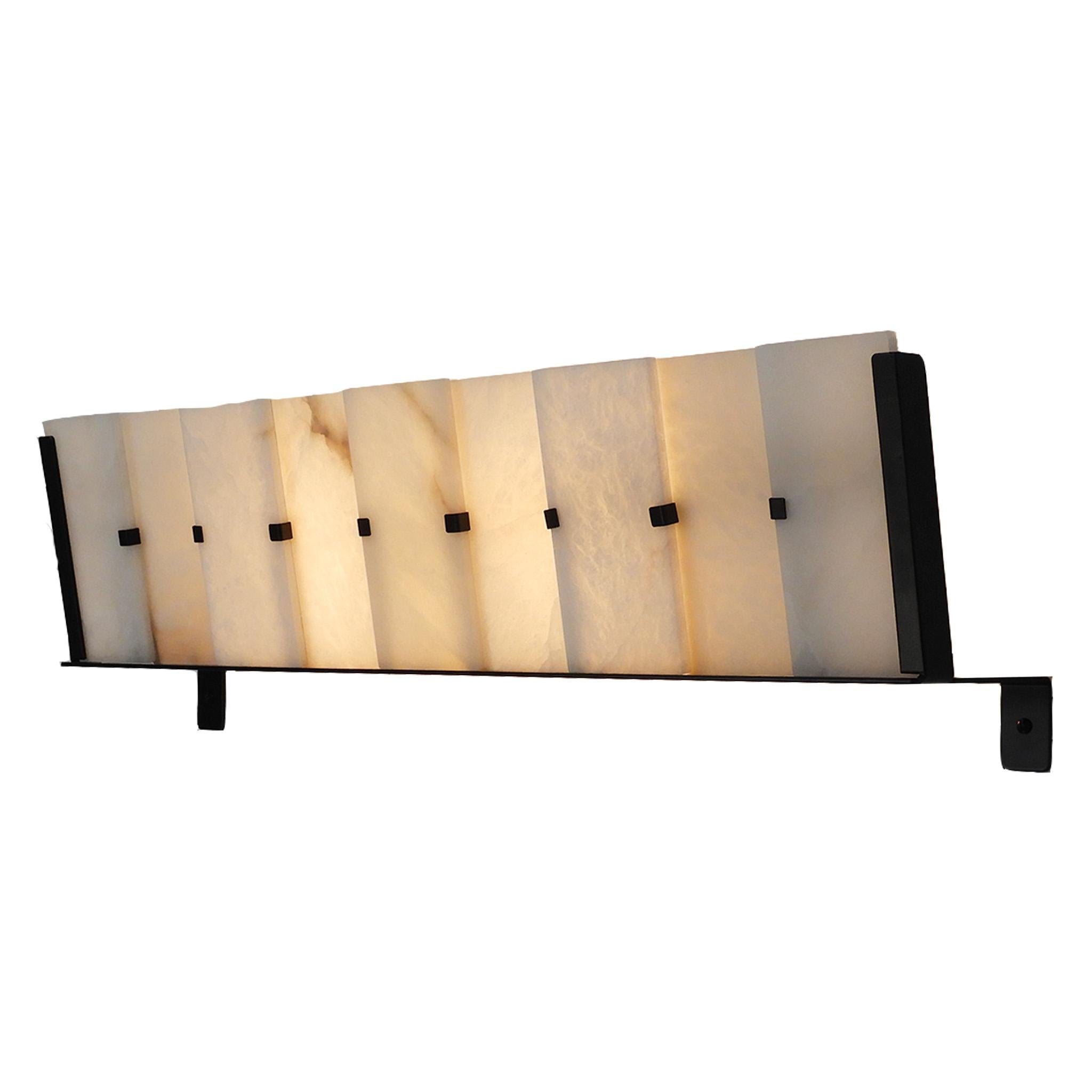 'Ramp' Alabaster Wall Lamp in the Manner of Pierre Chareau Níquel en venta