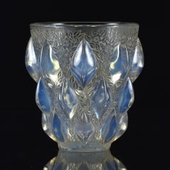 Vaso Art Deco "Rampillon" di René Lalique, 1930 circa