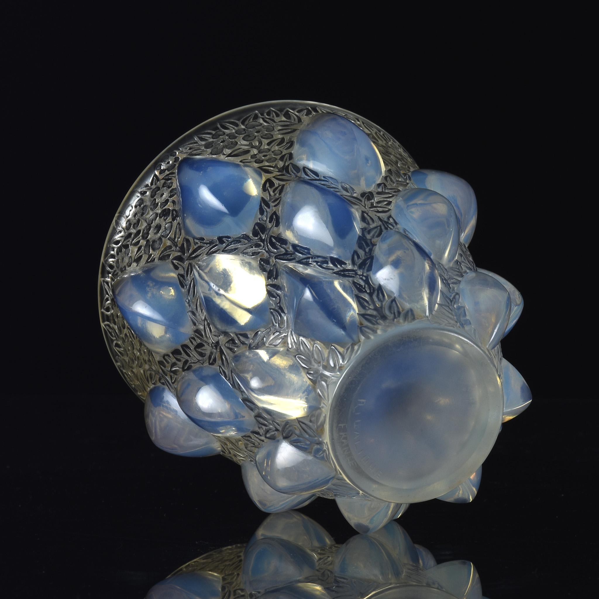 20th Century “Rampillon” Art Deco Vase by René Lalique, circa 1930