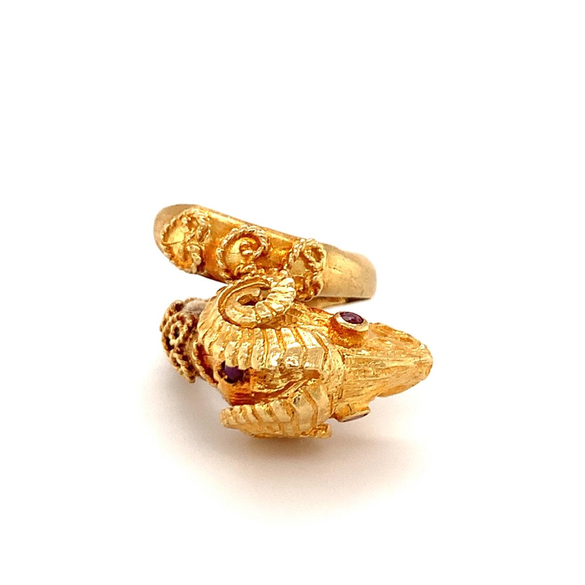 Round Cut Ram’s Head 18K Yellow Gold Ring by Zolotas, circa 1960s For Sale