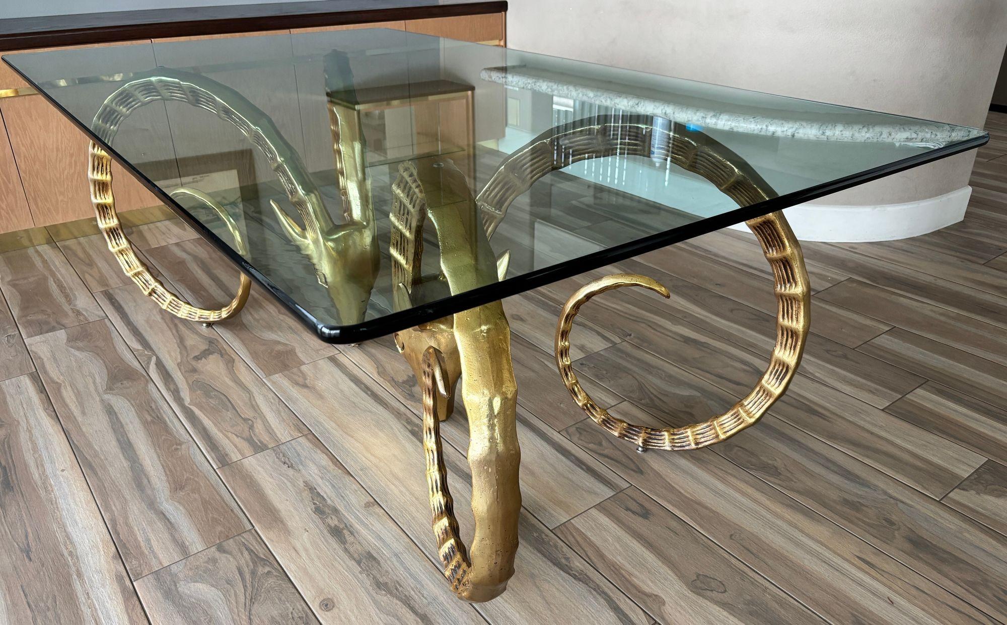 Table de salle à manger en ibex à tête de bélier Hollywood Regency Glam 1970 en vente 8
