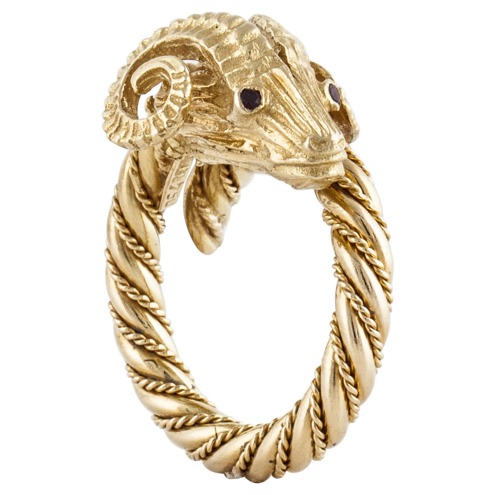 Ram's Head Ring in 18K Gold