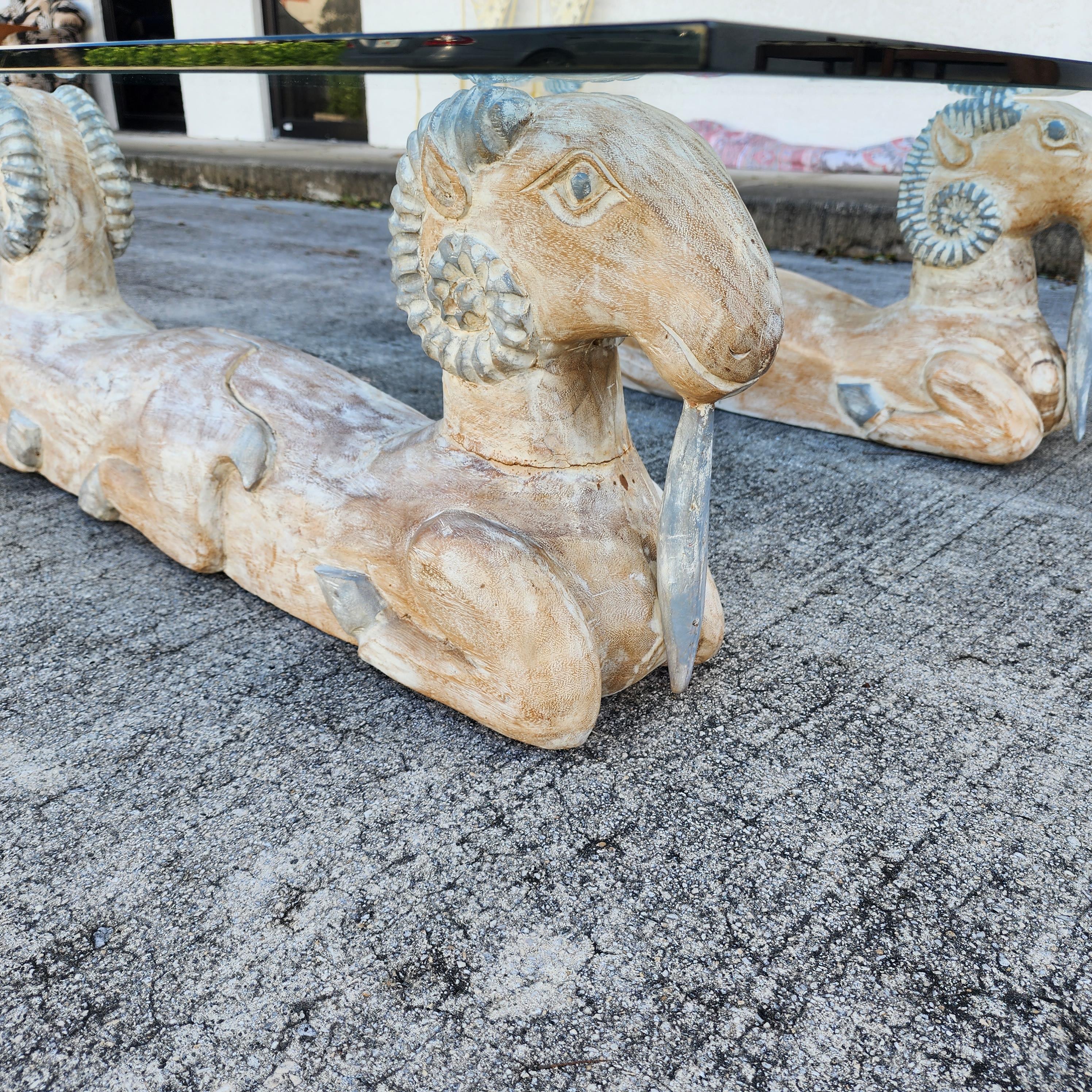 Rams Heads Coffee Cocktail Table Wood en vente 9