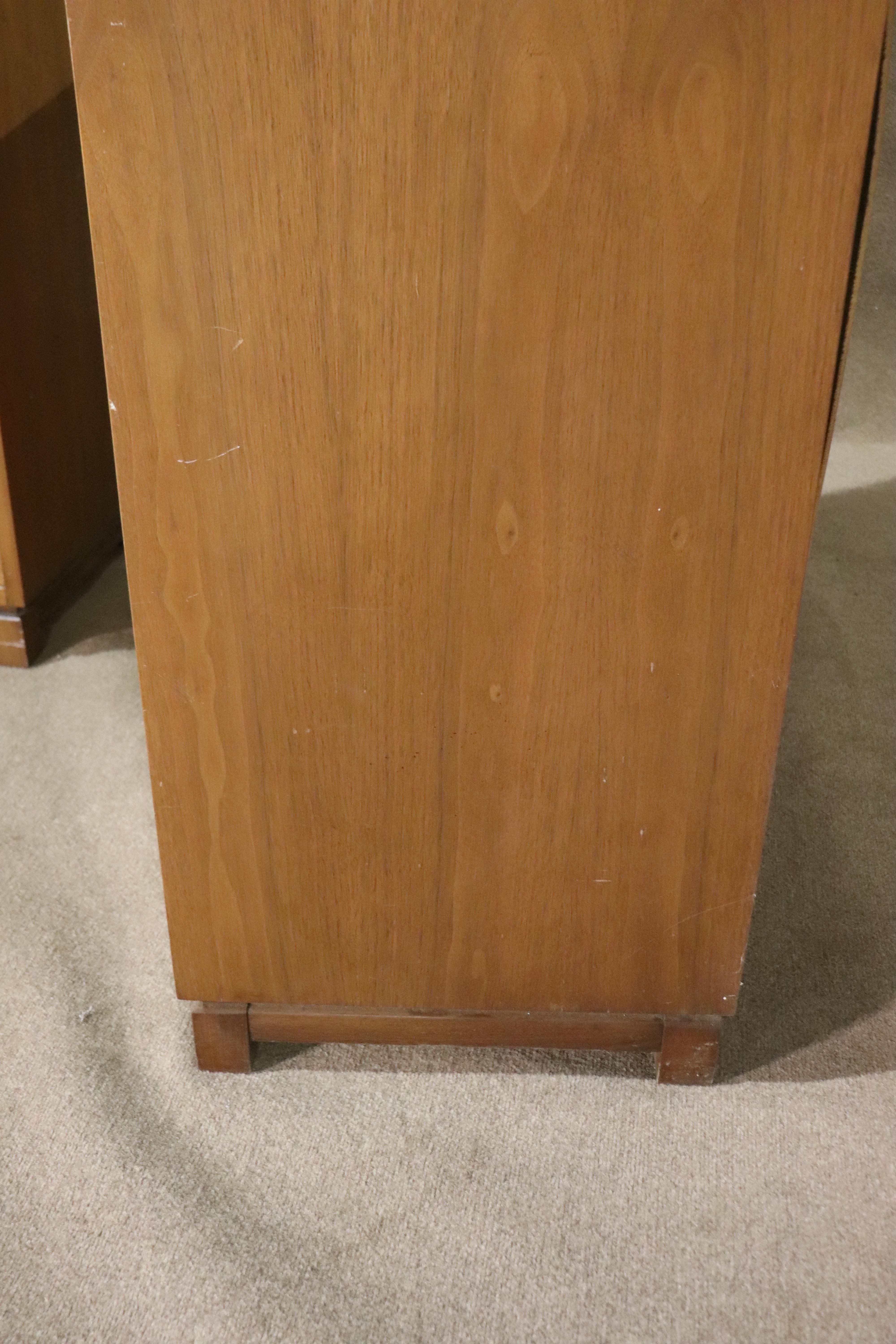 Ramseur Chest of Drawers  For Sale 2