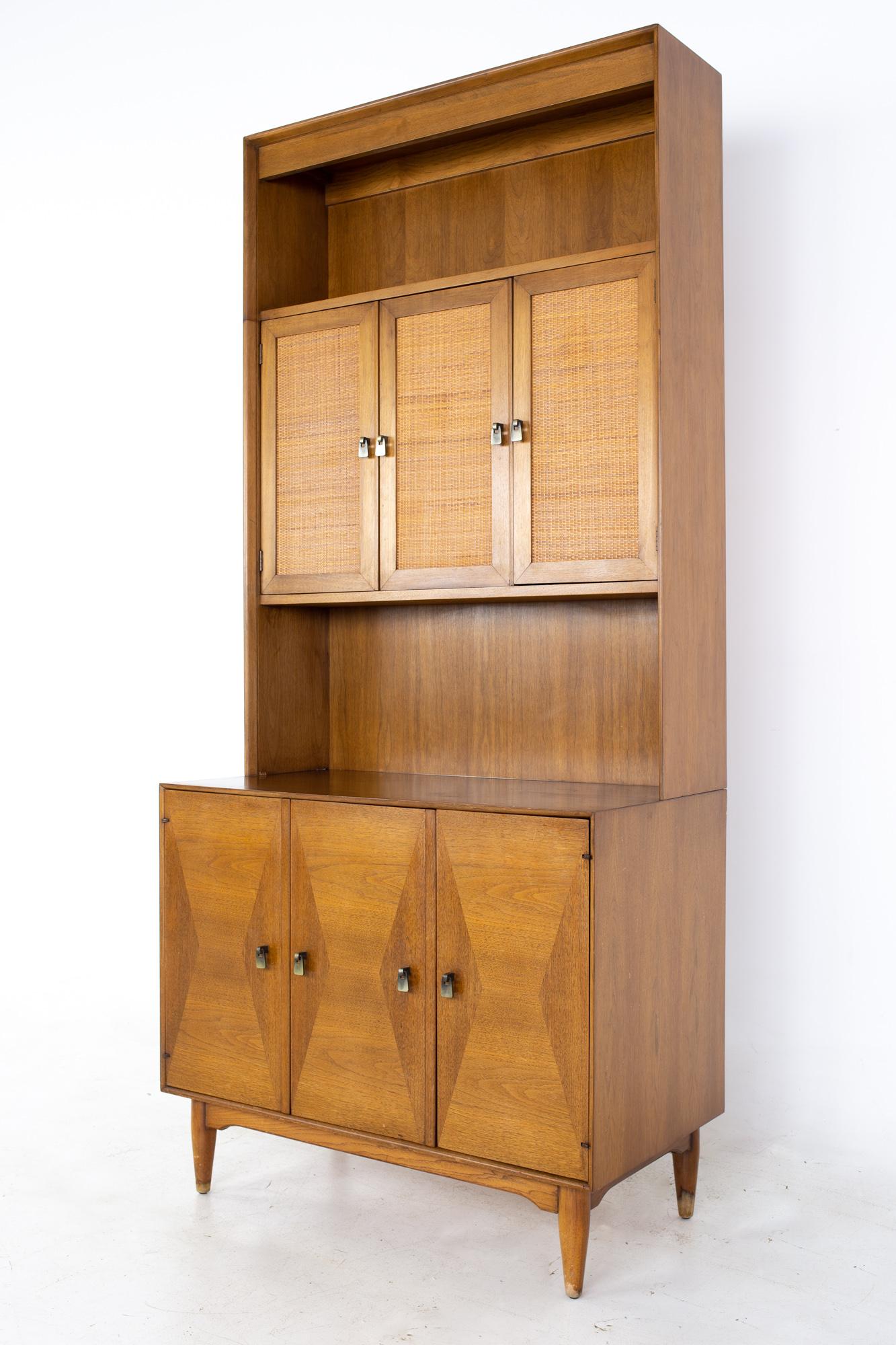 credenza definition