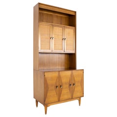 Ramseur Möbel MCM Nussbaum und Rattan Intarsien Sideboard Credenza Buffet Hutch