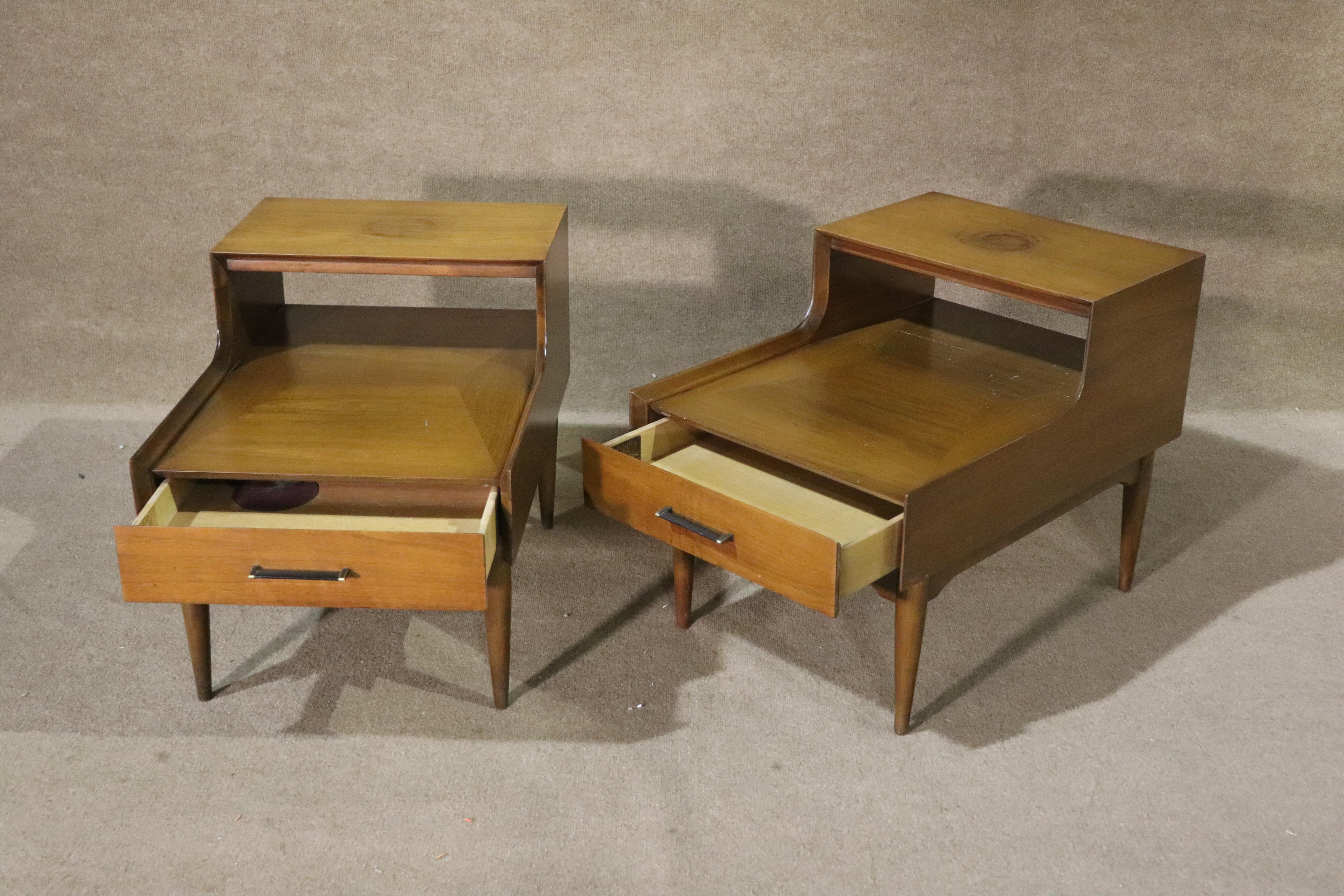 Mid-century modern side tables made by Ramseur Furniture. Tiered tables with drawer storage.
Please confirm location NY or NJ
