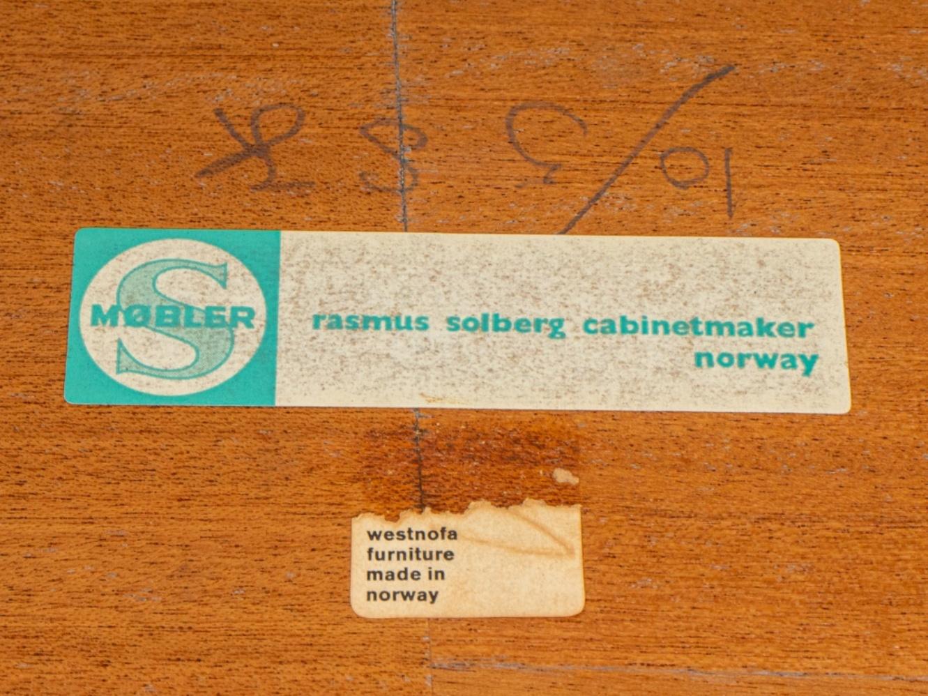 Ramus Solberg Scandinavian Modern Rosewood Table For Sale 2