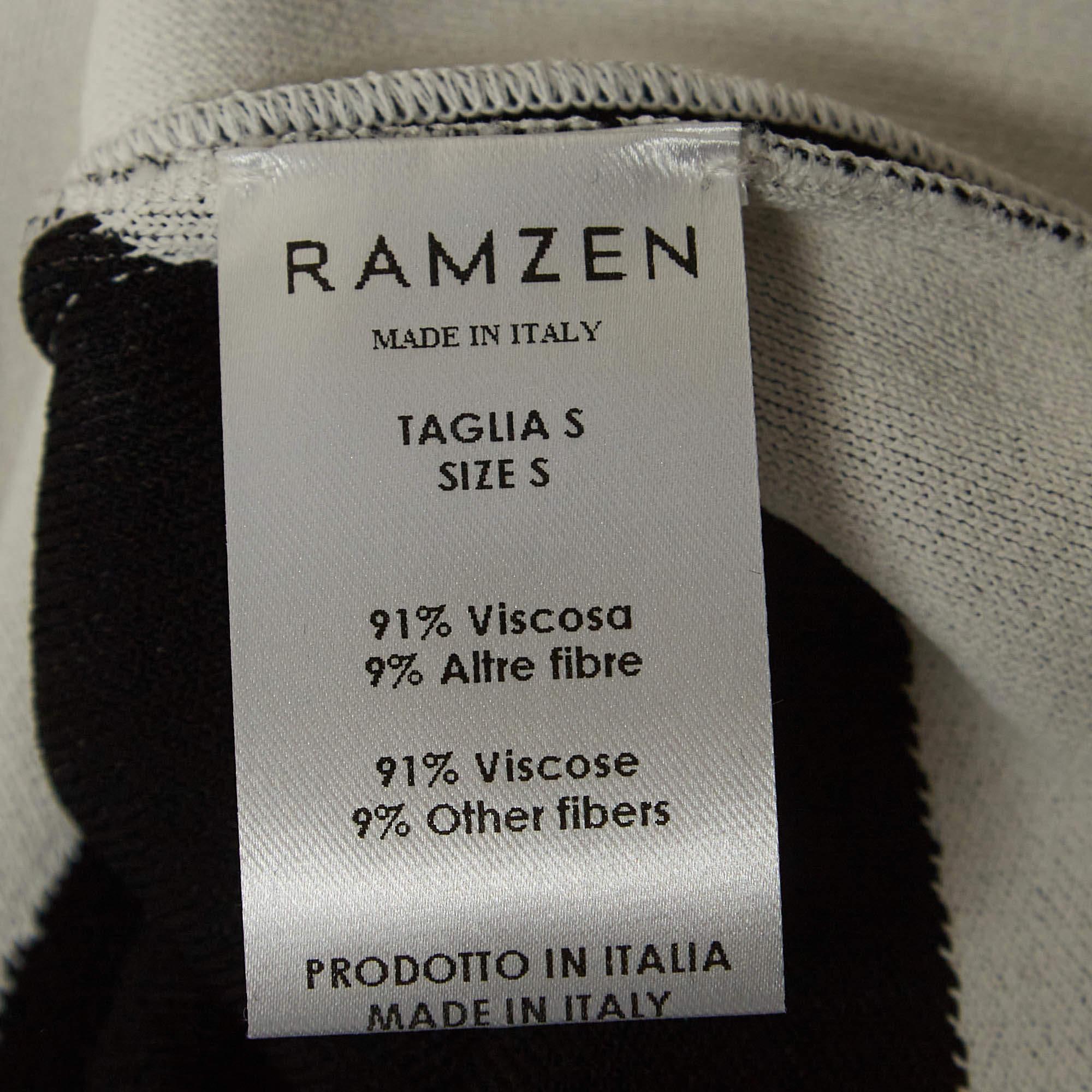 Ramzen Black/White Striped Knit Maxi Dress S For Sale 1