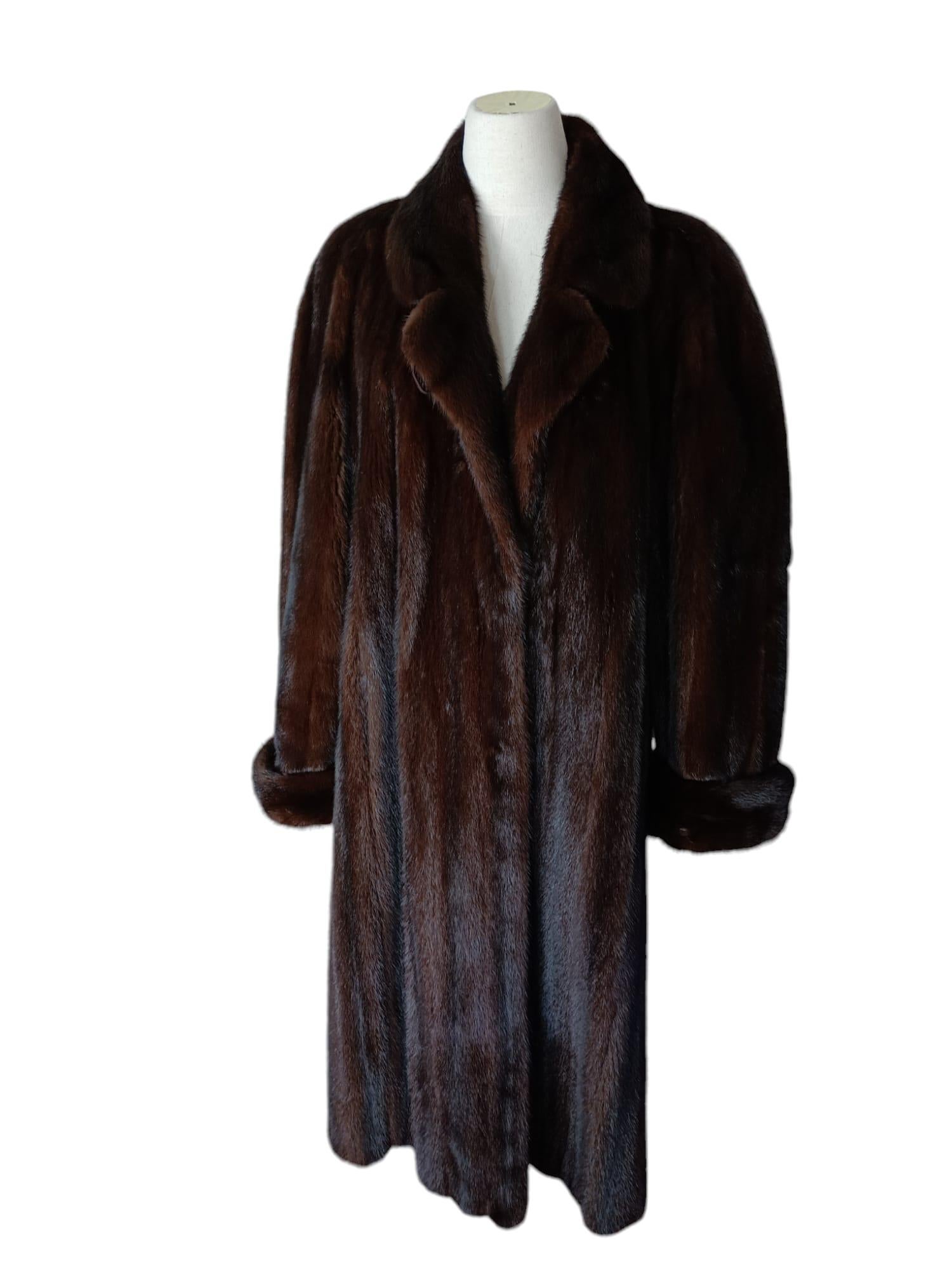 Brand new Ranch Mink Fur Full Length Coat (Size 14 - L) For Sale 9