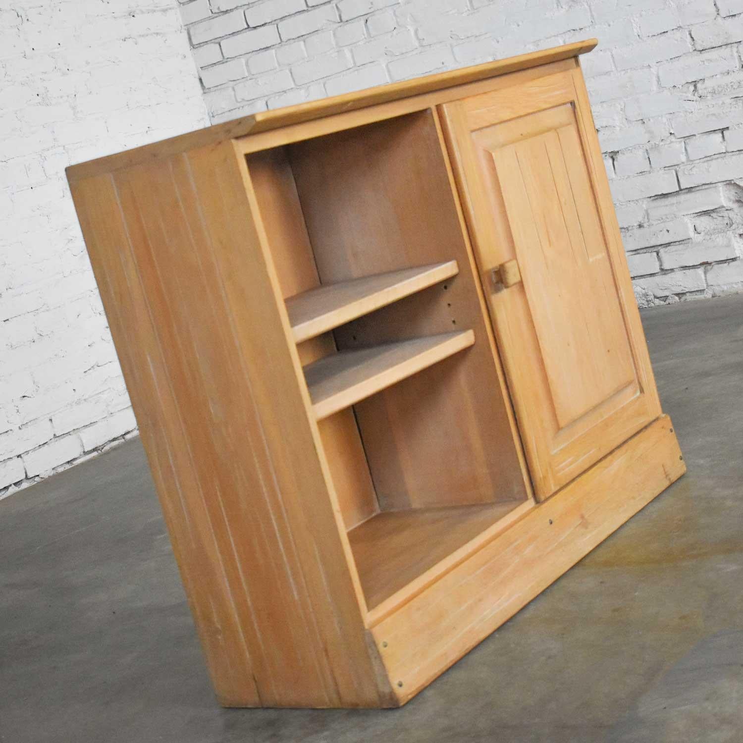 Ranch Oak End Table Cabinet or Nightstand with Natural Oak Finish by A. Brandt In Good Condition In Topeka, KS