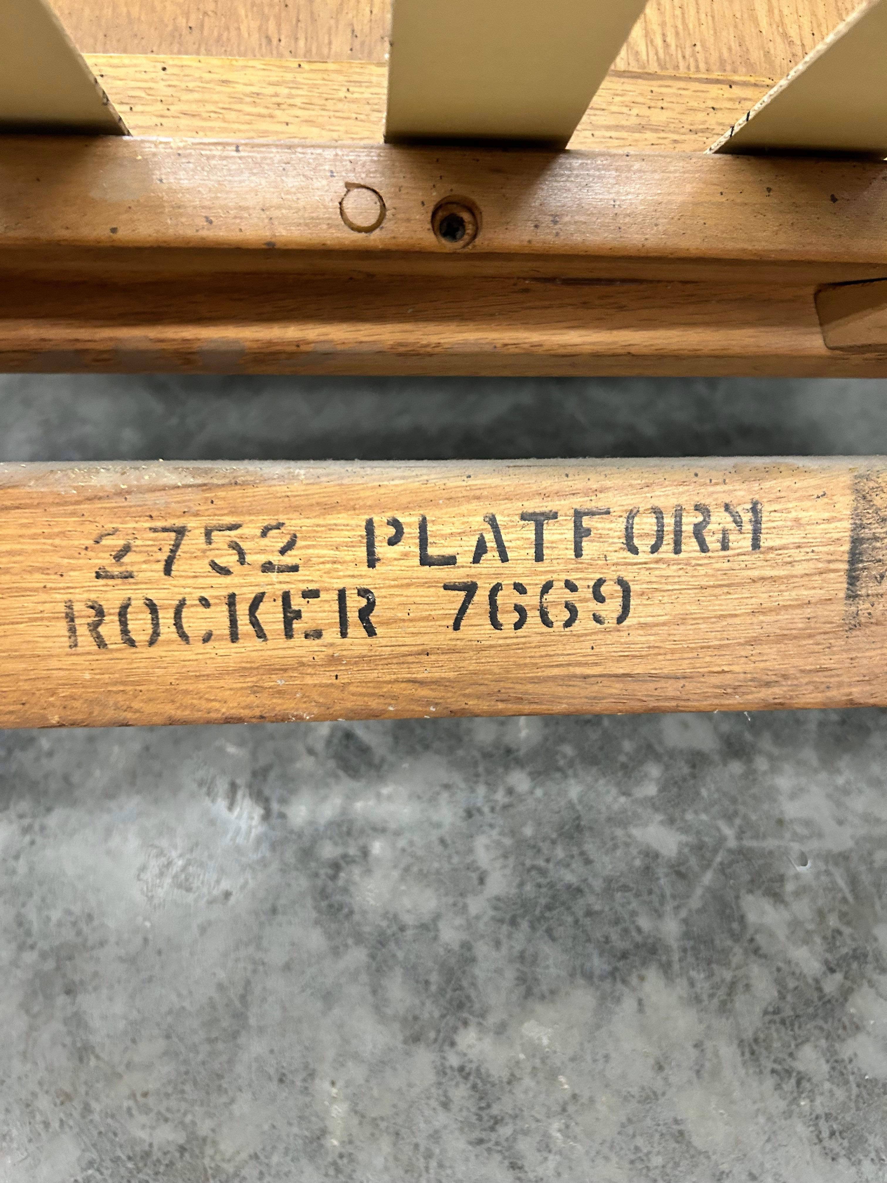 Ranch Oak Rocking Chair-Blue and Green Plaid For Sale 5