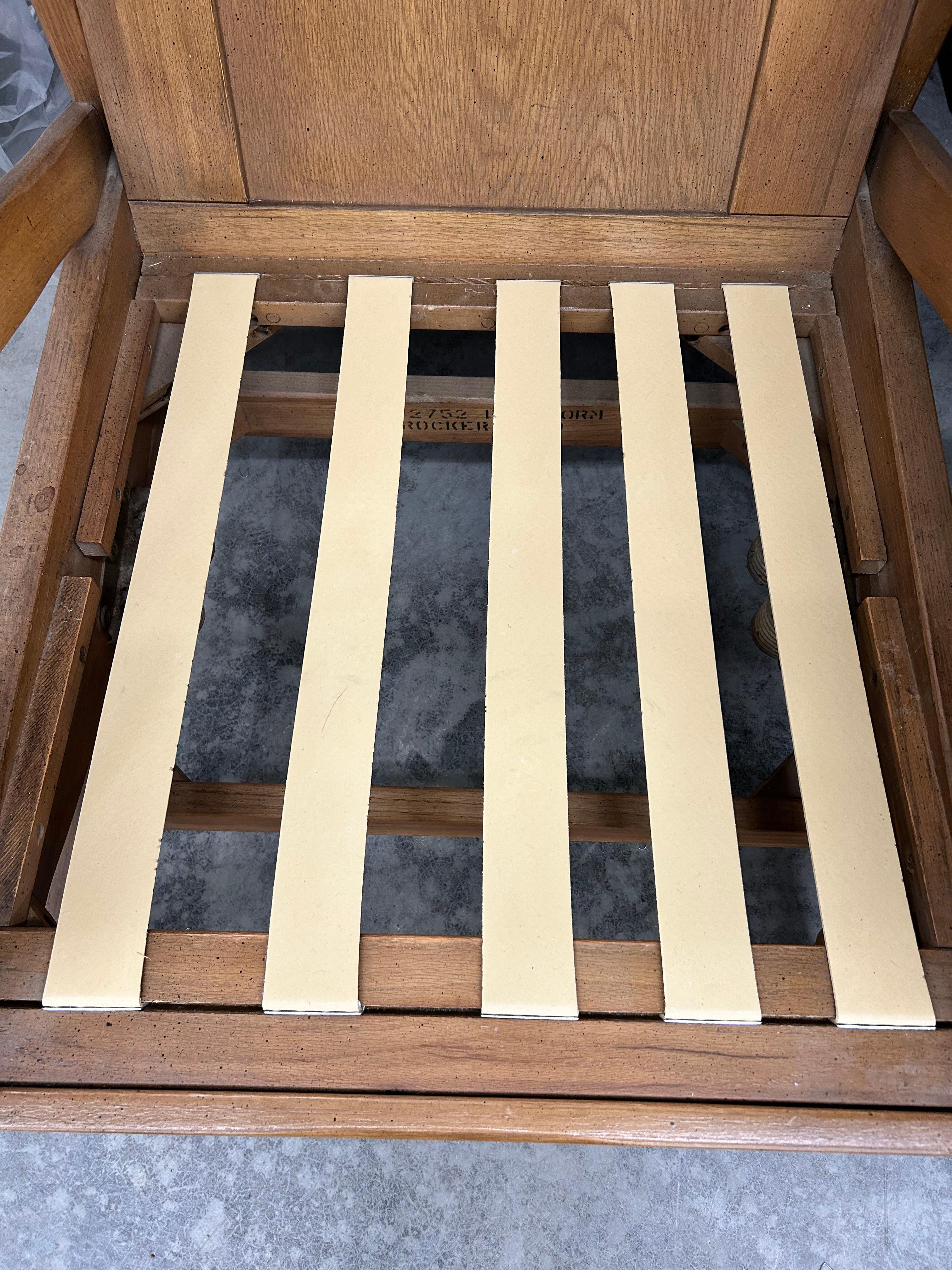 Ranch Oak Rocking Chair-Blue and Green Plaid For Sale 6