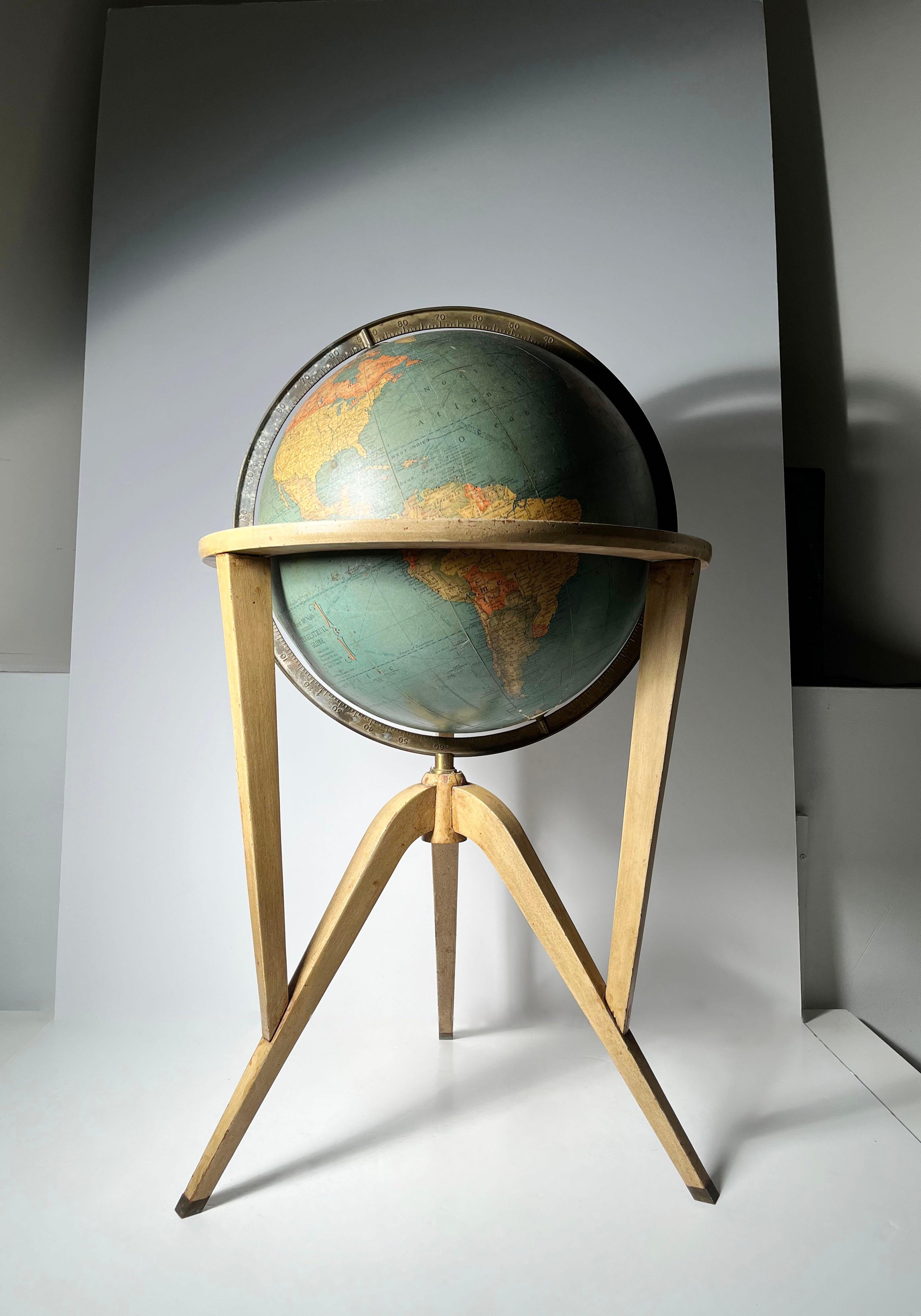 Mid-Century Modern Rand McNally Globe par Edward Wormley / Dunbar en vente