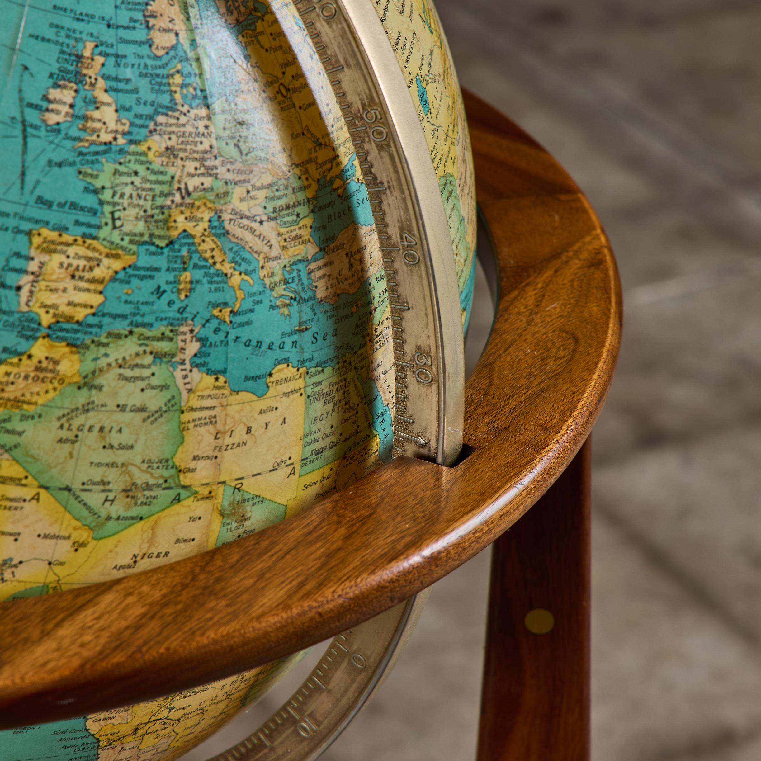 Mid-Century Modern Rand McNally Illuminated Globe with Stand by Edward Wormley For Sale