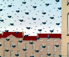 Pouring Coffee with Magritte, peinture à l'huile surréaliste de Randall Browning