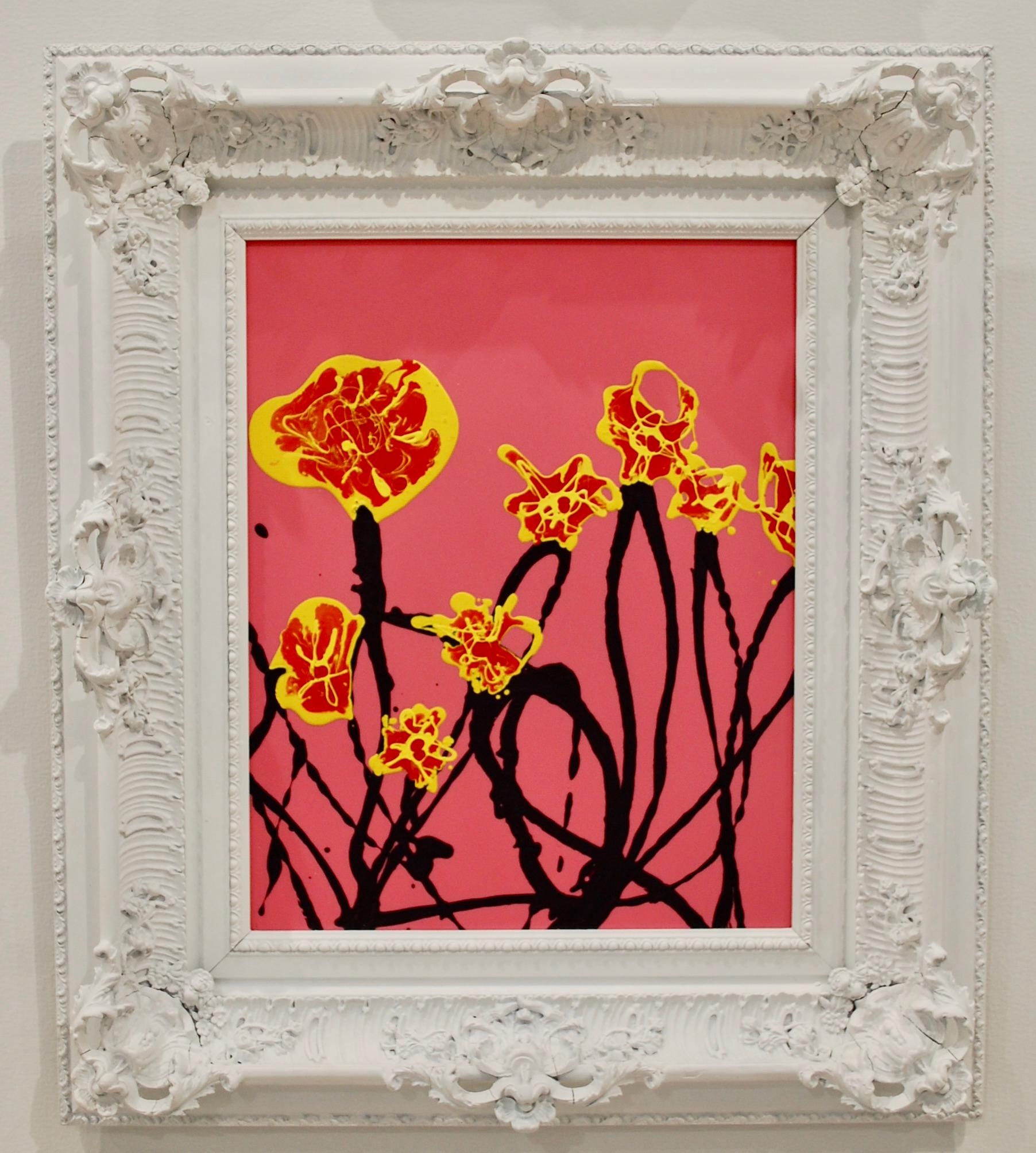 Wiled Blumen in Sedona rosa abstrakte Komposition.
Emailliert auf Lexanplatte, antikweiß lackierter Rahmen. 
Randi Grantham ist in Las Vegas, Nevada, geboren und aufgewachsen. Aus dieser Stadt ist ein Künstler hervorgegangen, dessen grenzenlose
