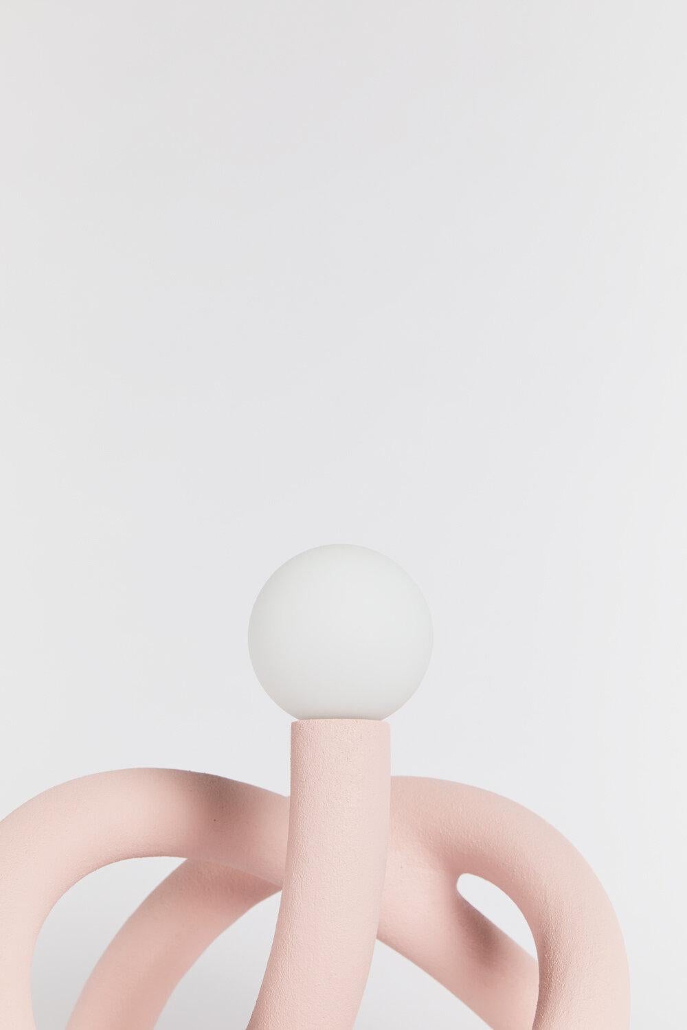 Lampe de bureau en sable et nylon, édition Modernity, limitée par The Wire Extensions en vente 1