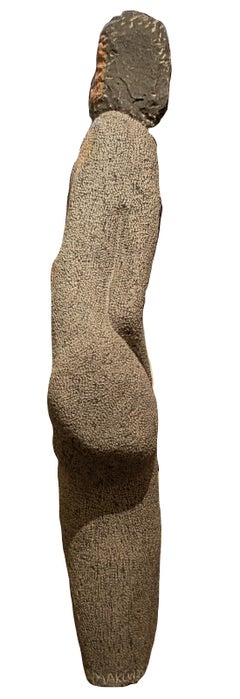 Shona-Steinskulptur "Dressed For Tonight", signiert von Rangarirai Makunde