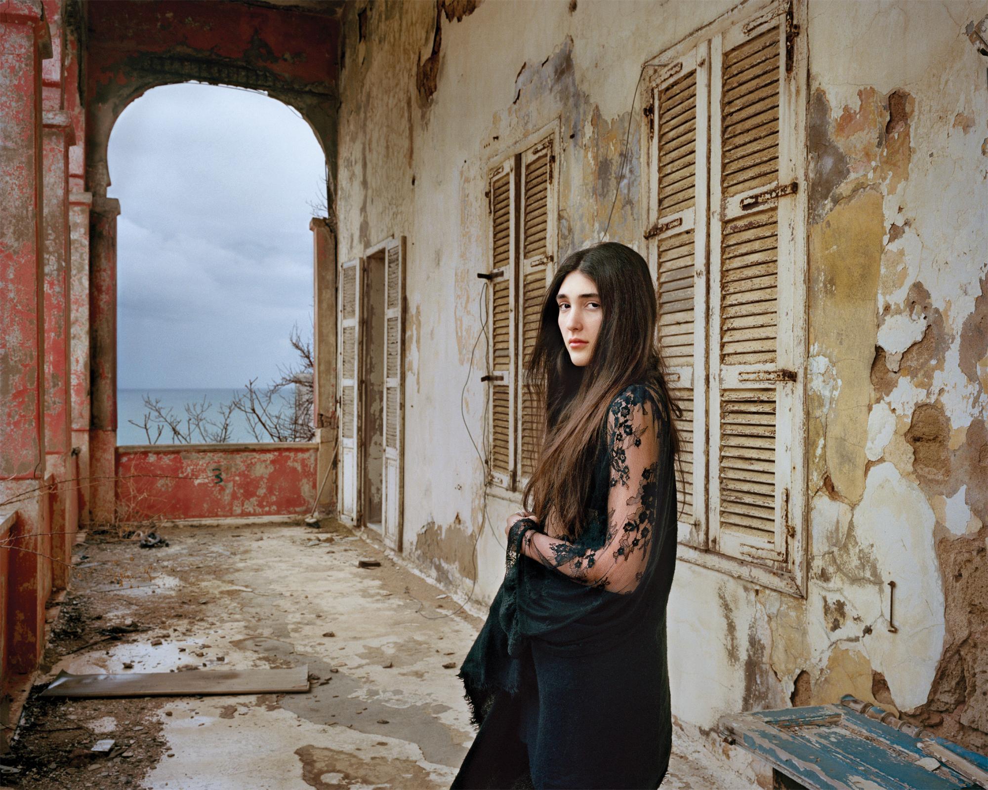 Rania Matar Portrait Photograph – #1, Beirut, Libanon, 2019