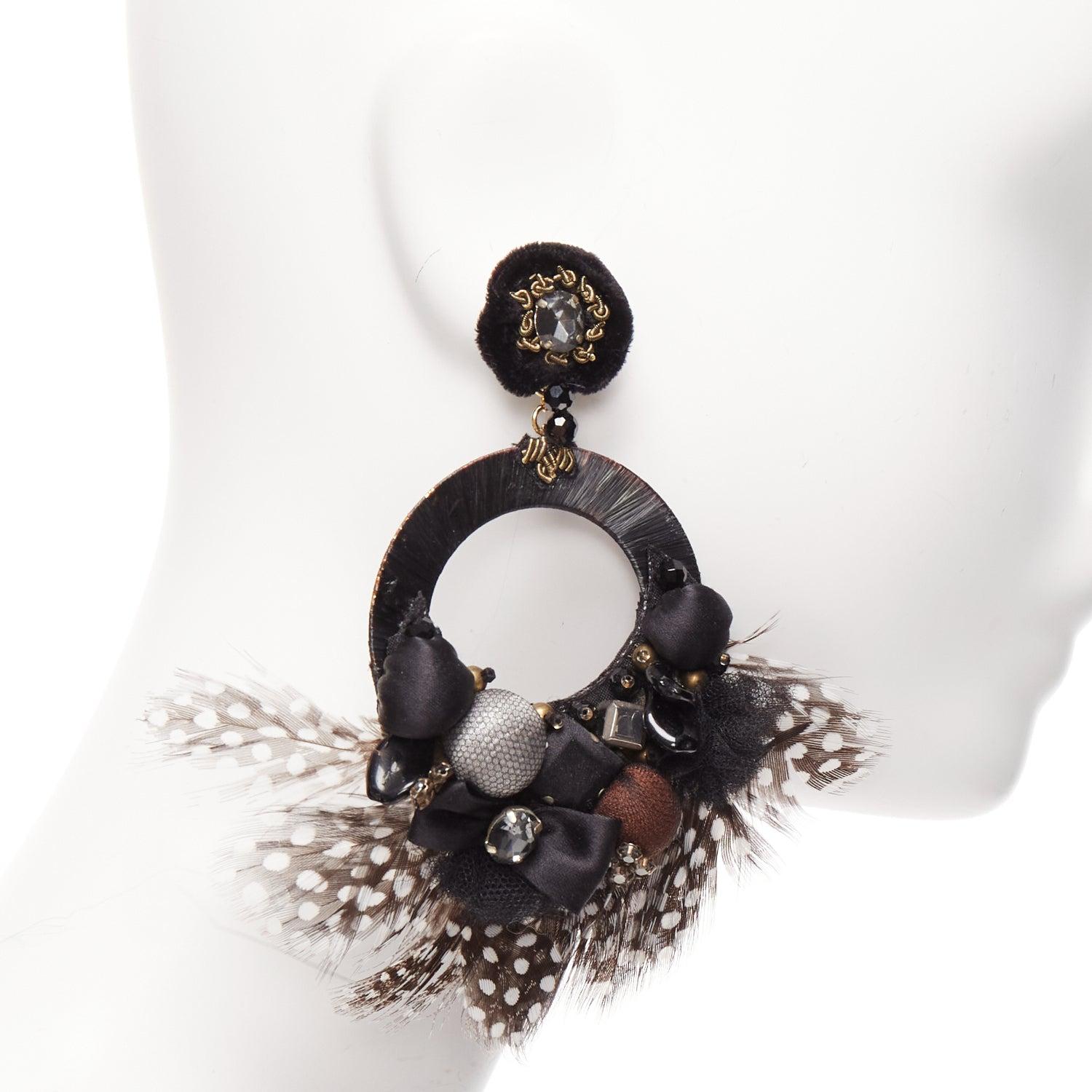 RANJANA KHAN black brown dotted feather beads bow dangling clip on earrings In Fair Condition For Sale In Hong Kong, NT