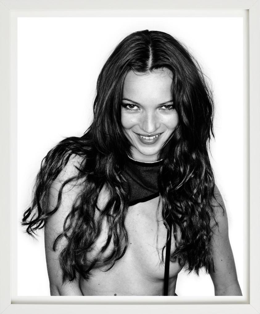 Cheeky Kate - nude portrait of supermodel Kate Moss, fine art photography, 1999 - Contemporary Photograph by Rankin