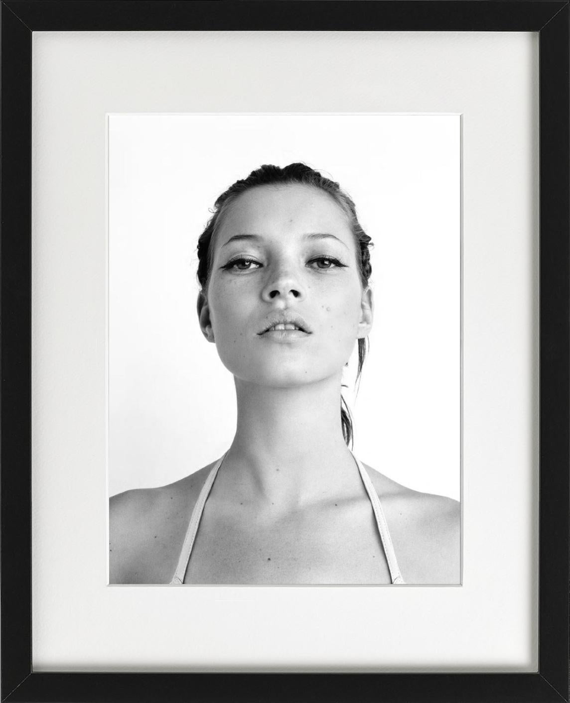 Kate's Look - portrait of the supermodel Kate Moss, fine art photography, 1998 - Contemporary Photograph by Rankin