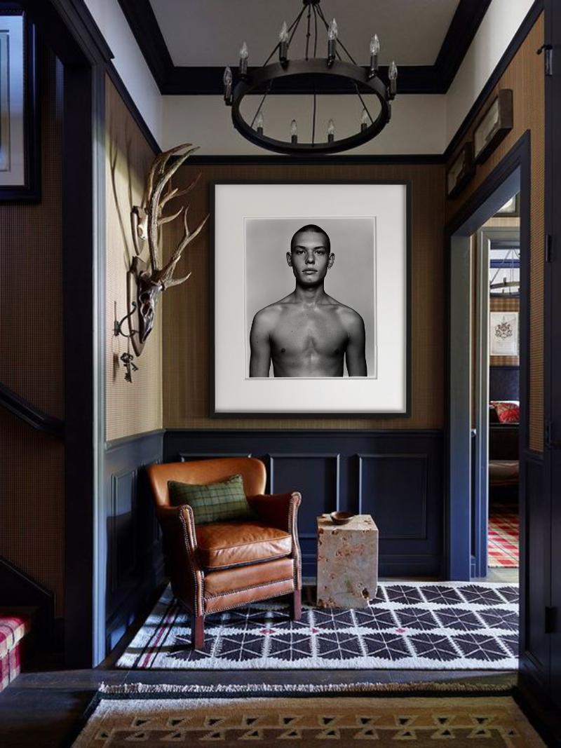 Sebastian, Breeding - Nude Black and White Portrait, Fine Art Photography, 2000 en vente 5