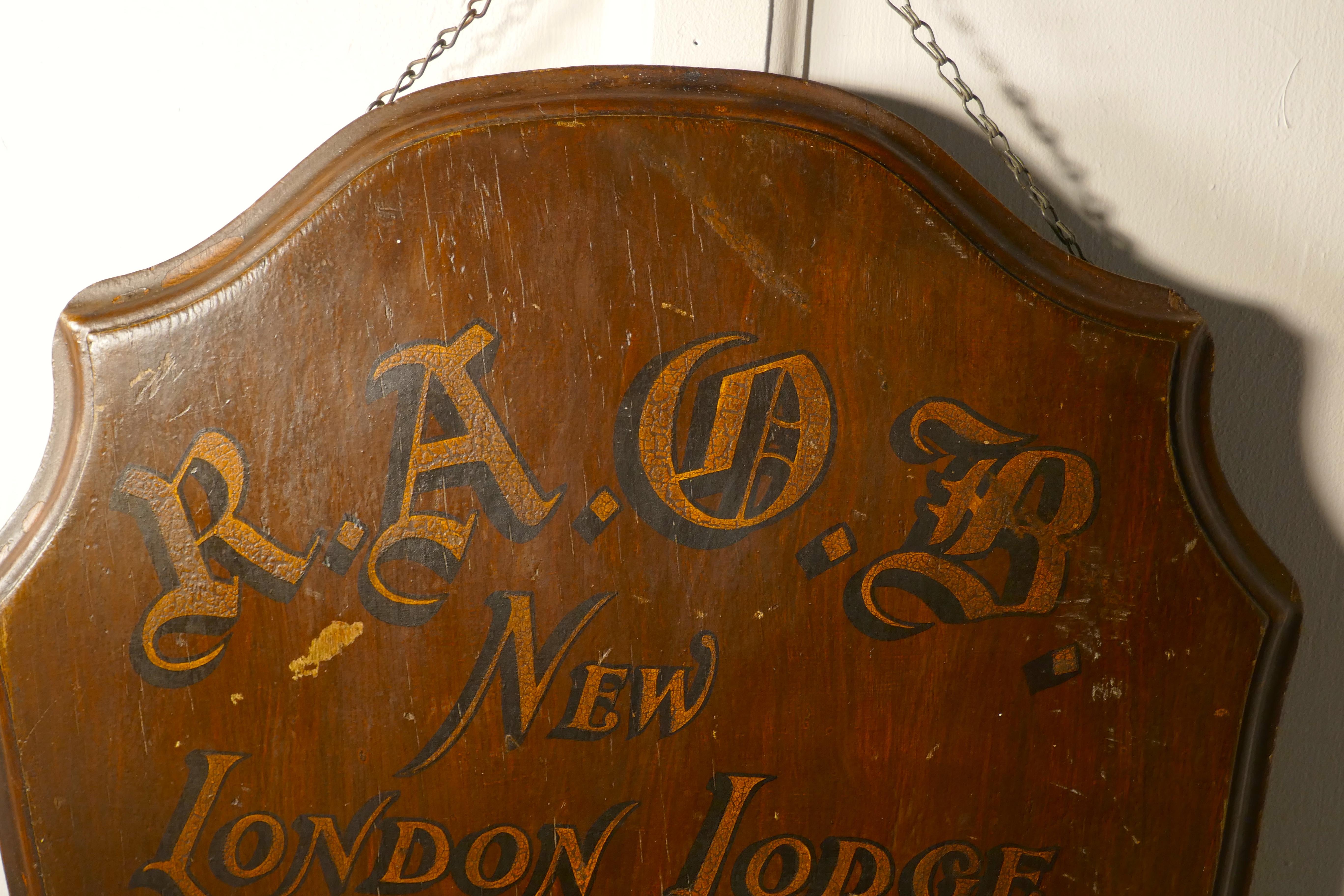 R.A.O.B Buffaloes, New London Lodge 1691, Oak Wall Plaque / Shield In Good Condition In Chillerton, Isle of Wight