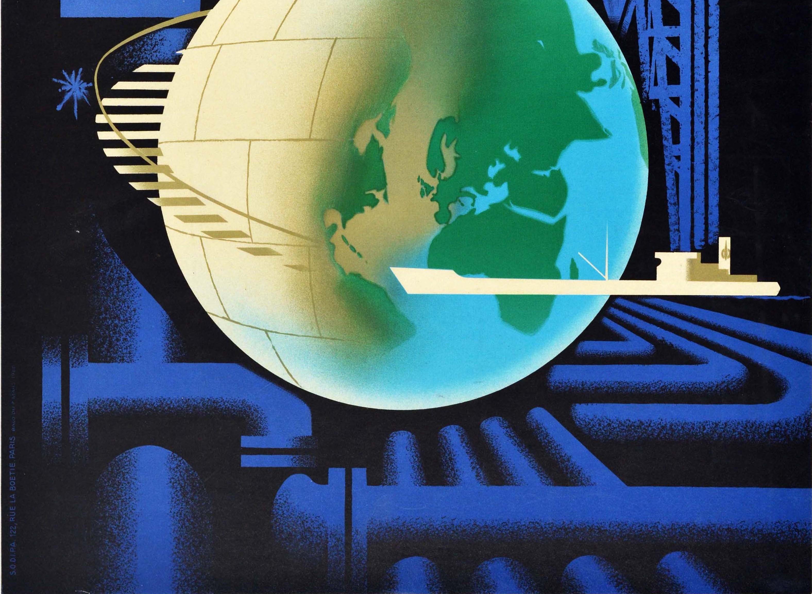 Affiche rétro originale, Compagnie francaise des pétroles, Emprunt pétrolier français, Pétrole, Gas, CFP - Noir Print par Raoul Eric Castel