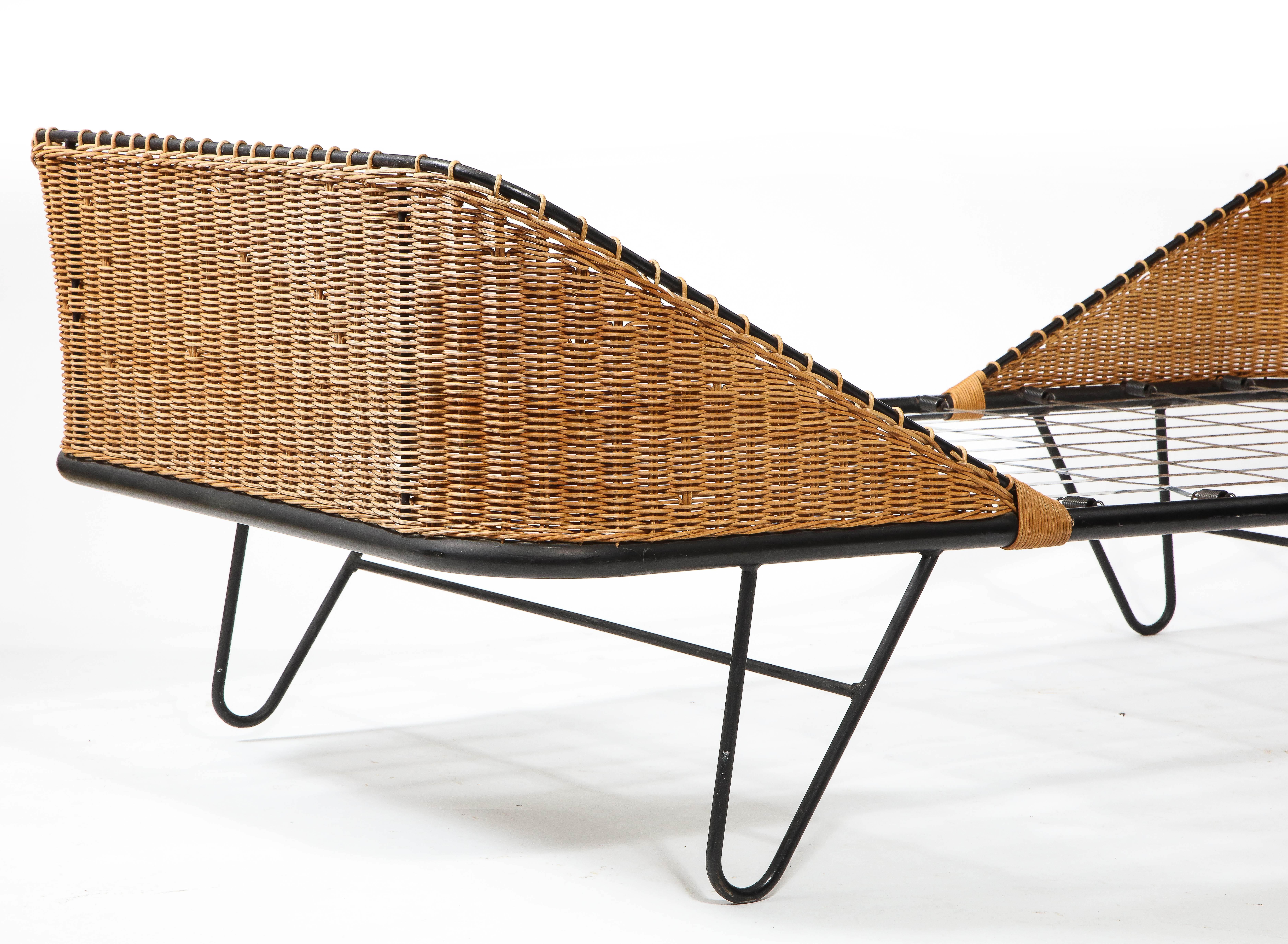 Raoul Guy Wrought Iron & Wicker Daybed, France 1960's For Sale 4