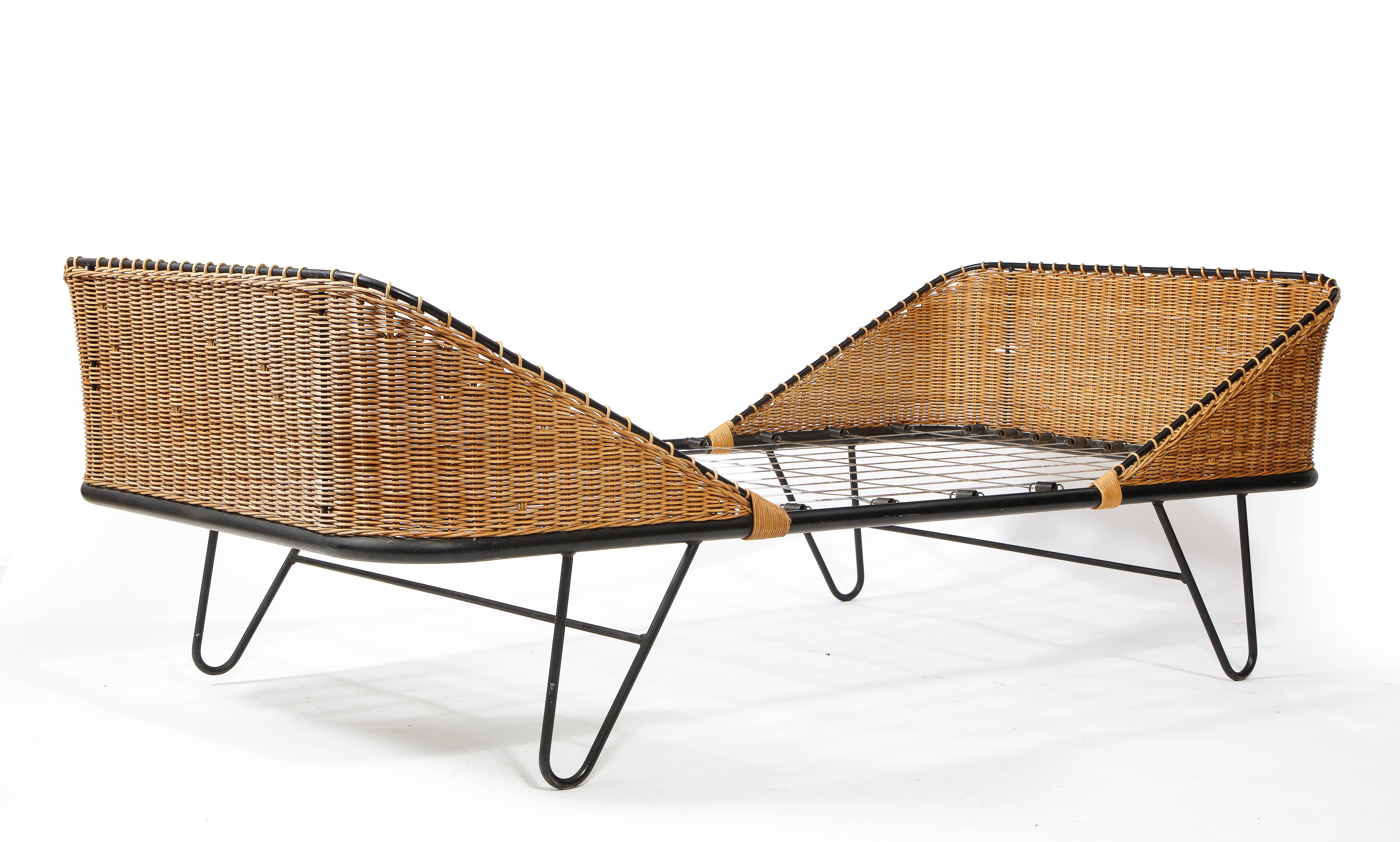 Raoul Guy Wrought Iron & Wicker Daybed, France 1960's For Sale 5